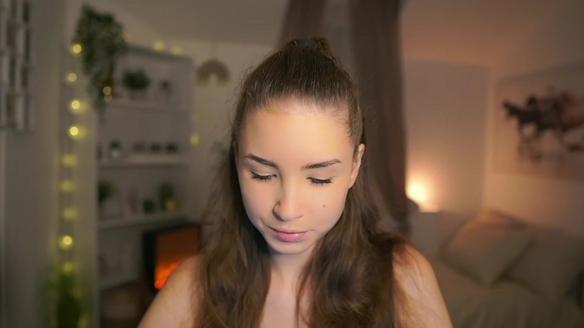Gallery image thumbnail from Shy_jane's myfreecams stream on, 12/22/2023, 10:35 image 3 of 20