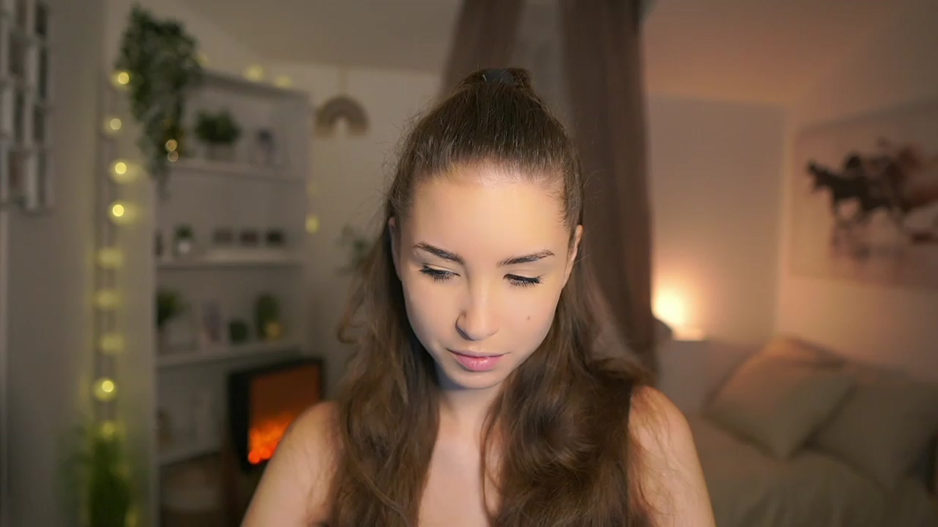 Gallery image thumbnail from Shy_jane's myfreecams stream on, 12/22/2023, 10:35 image 2 of 20