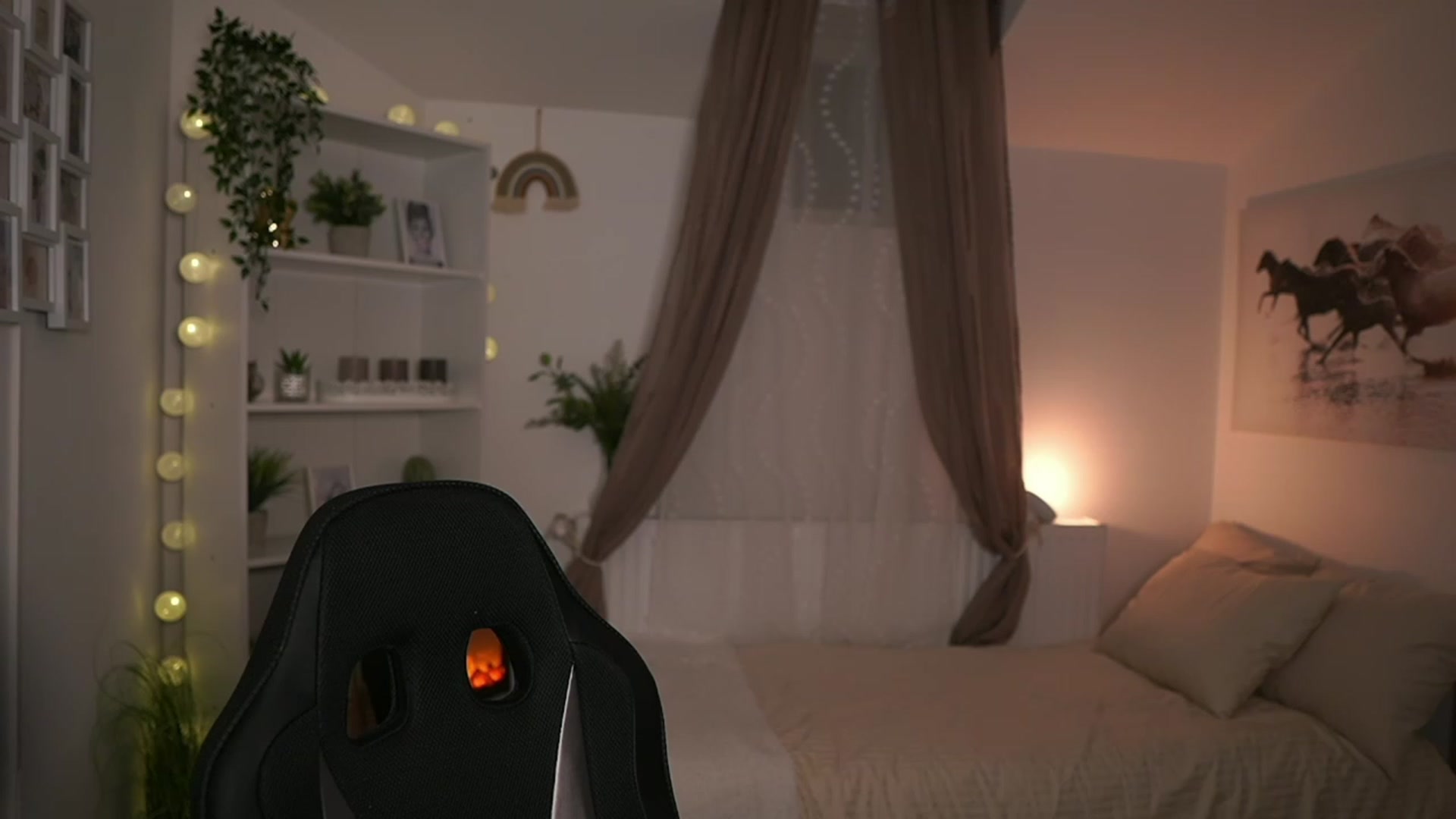 Gallery image thumbnail from Shy_jane's myfreecams stream on, 12/22/2023, 11:49 image 2 of 20