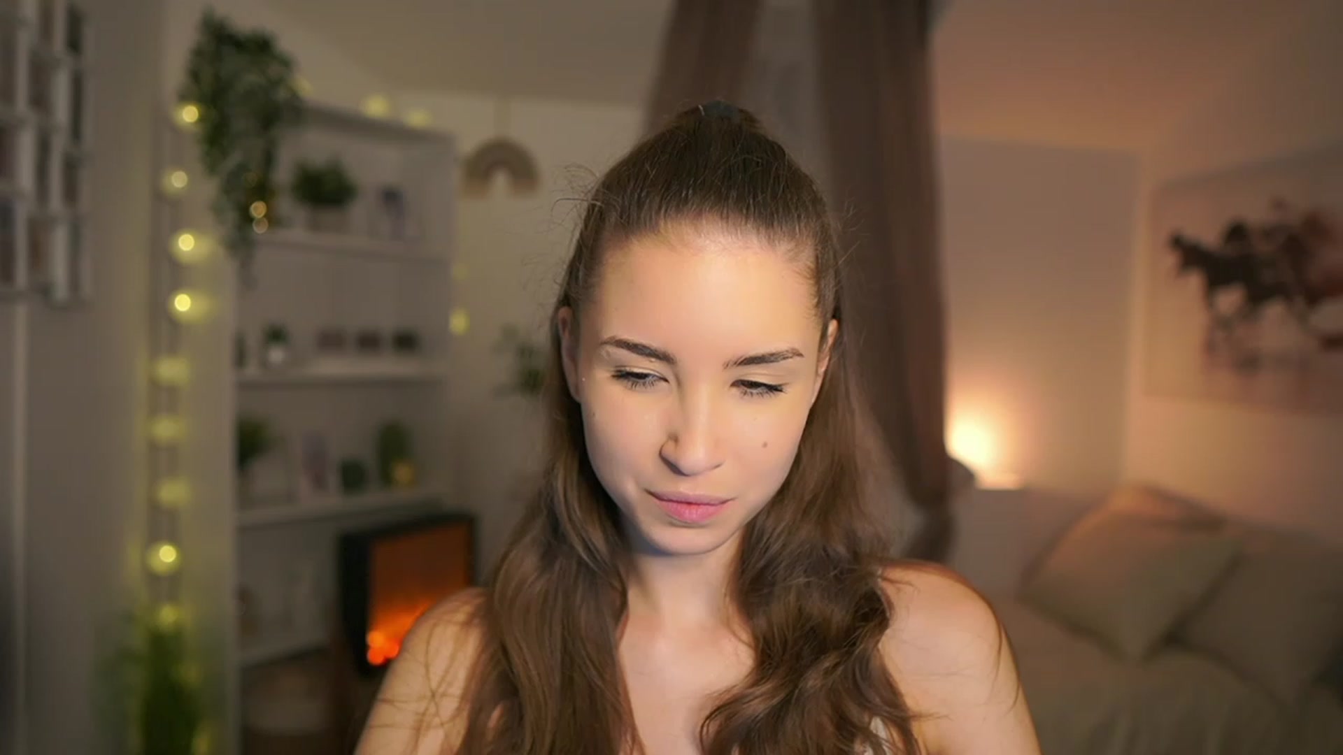 Gallery image thumbnail from Shy_jane's myfreecams stream on, 12/22/2023, 12:50 image 14 of 20