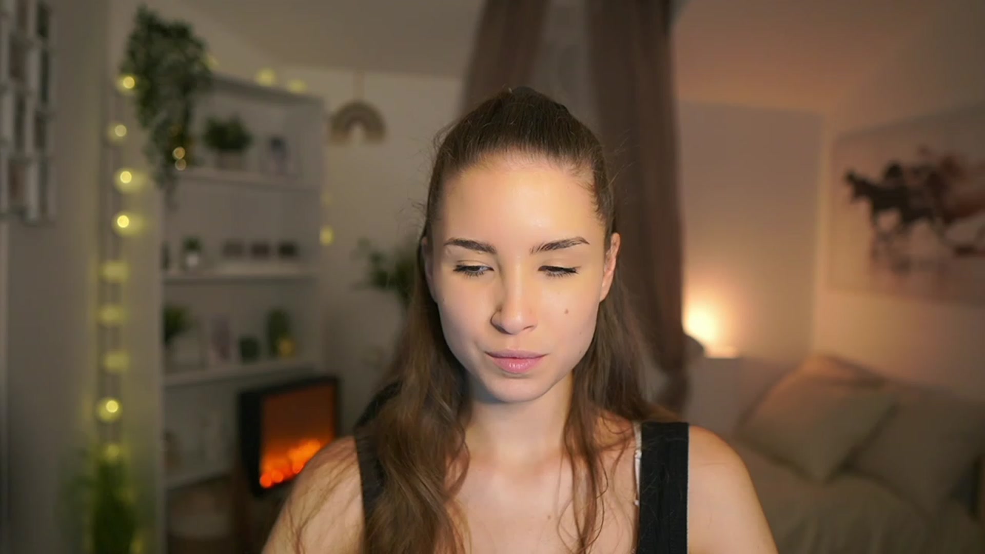 Gallery image thumbnail from Shy_jane's myfreecams stream on, 12/22/2023, 15:20 image 15 of 20