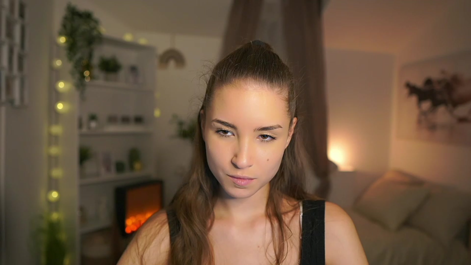 Gallery image thumbnail from Shy_jane's myfreecams stream on, 12/22/2023, 15:20 image 13 of 20