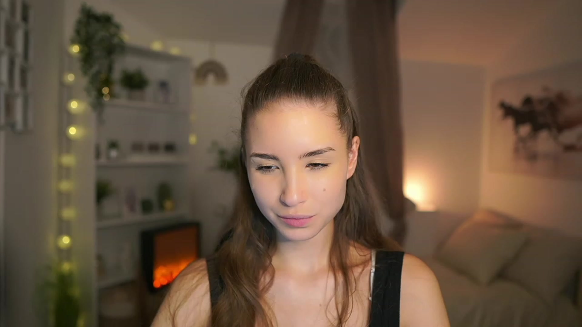 Gallery image thumbnail from Shy_jane's myfreecams stream on, 12/22/2023, 15:20 image 17 of 20
