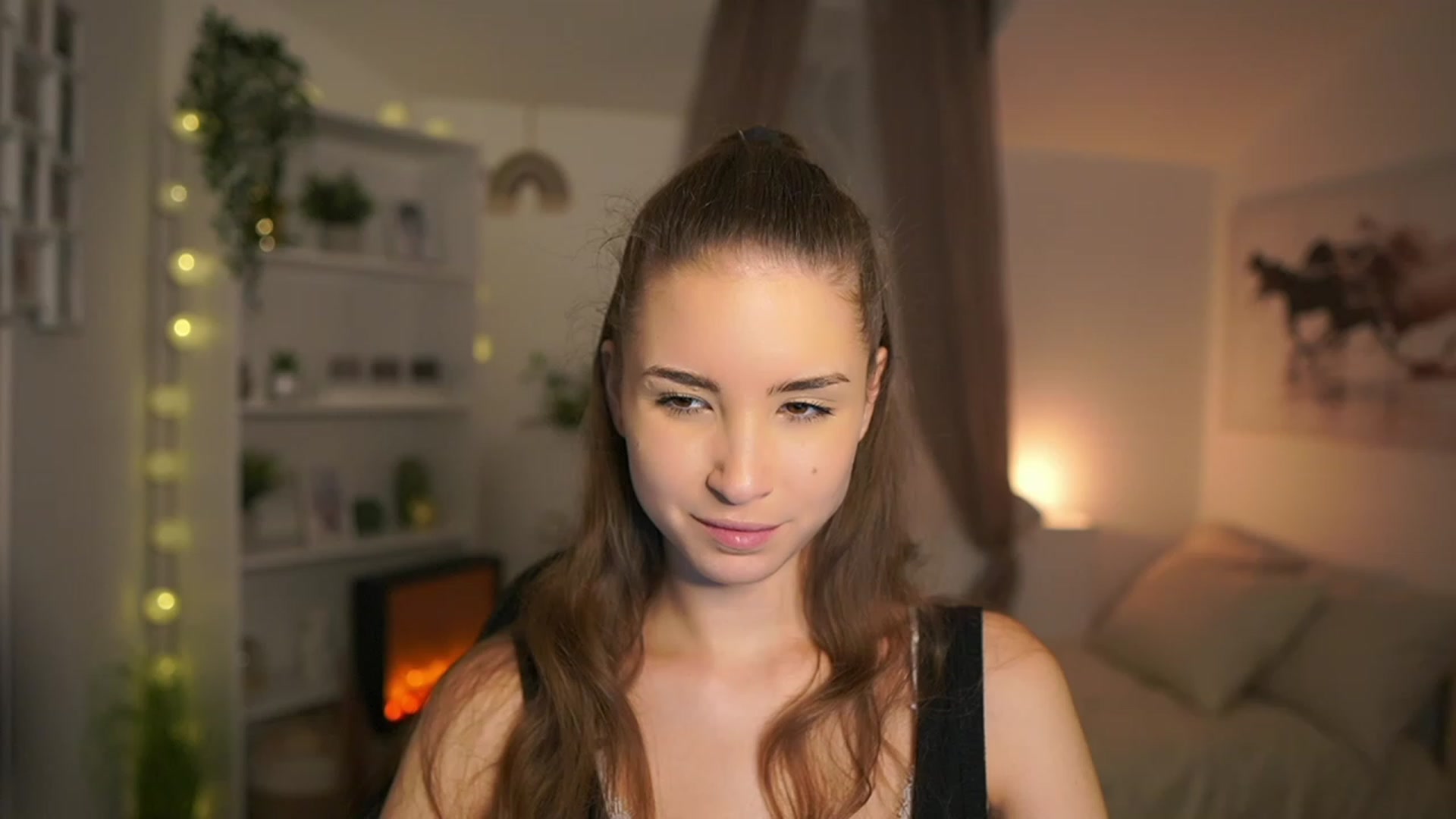 Gallery image thumbnail from Shy_jane's myfreecams stream on, 12/22/2023, 15:20 image 4 of 20