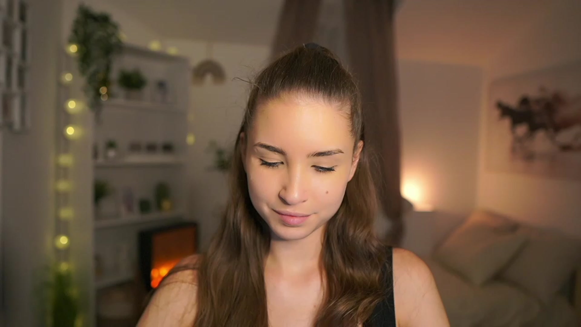 Gallery image thumbnail from Shy_jane's myfreecams stream on, 12/22/2023, 17:48 image 17 of 20