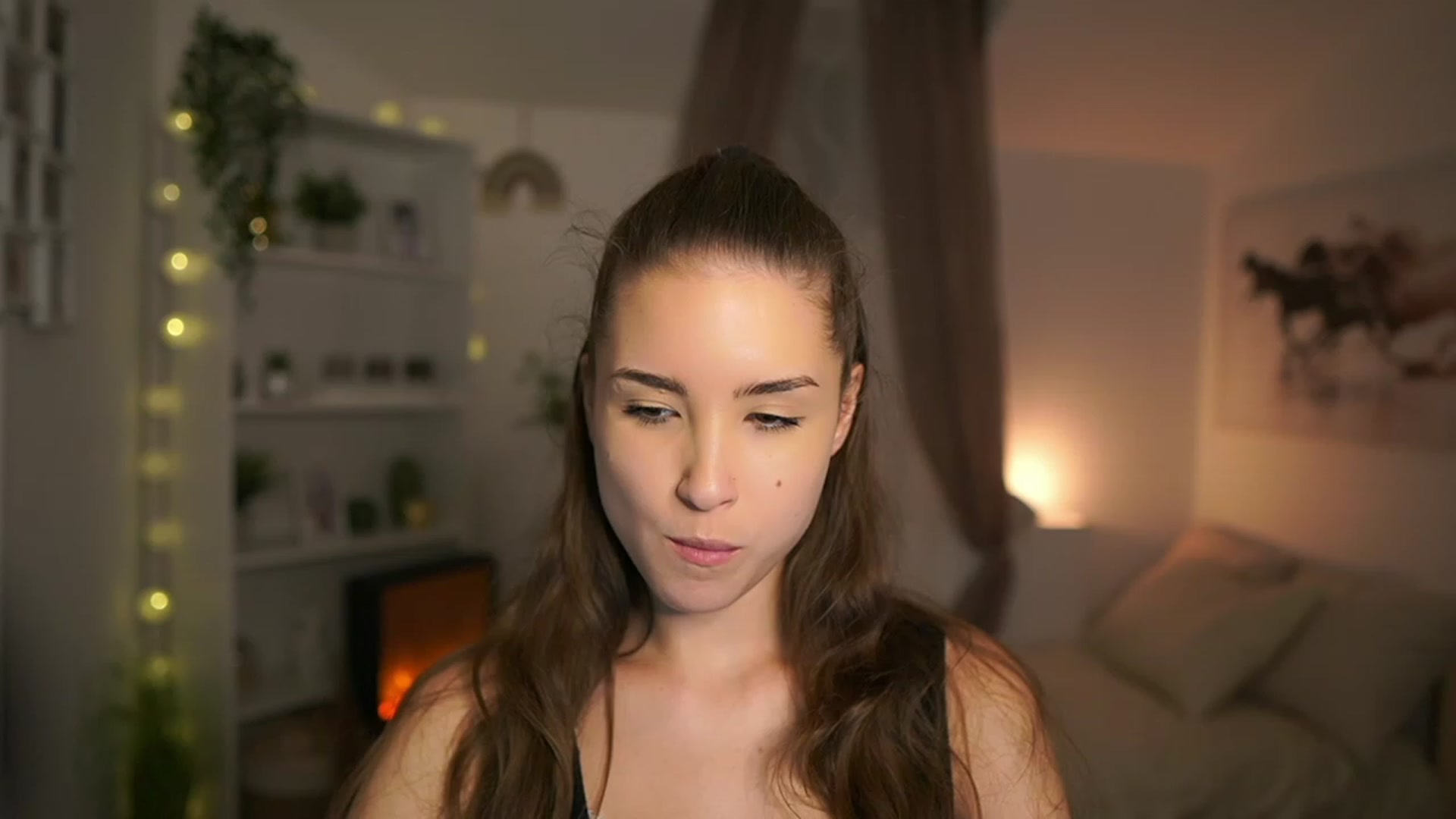 Gallery image thumbnail from Shy_jane's myfreecams stream on, 12/22/2023, 17:48 image 3 of 20