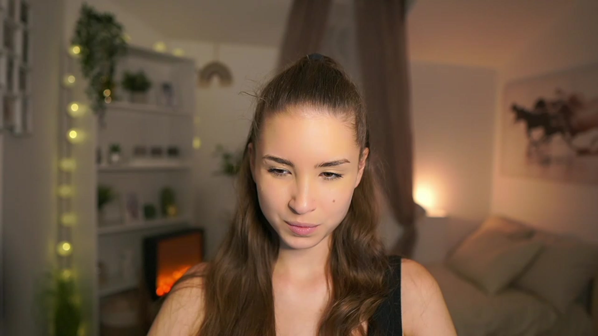 Gallery image thumbnail from Shy_jane's myfreecams stream on, 12/22/2023, 17:48 image 14 of 20