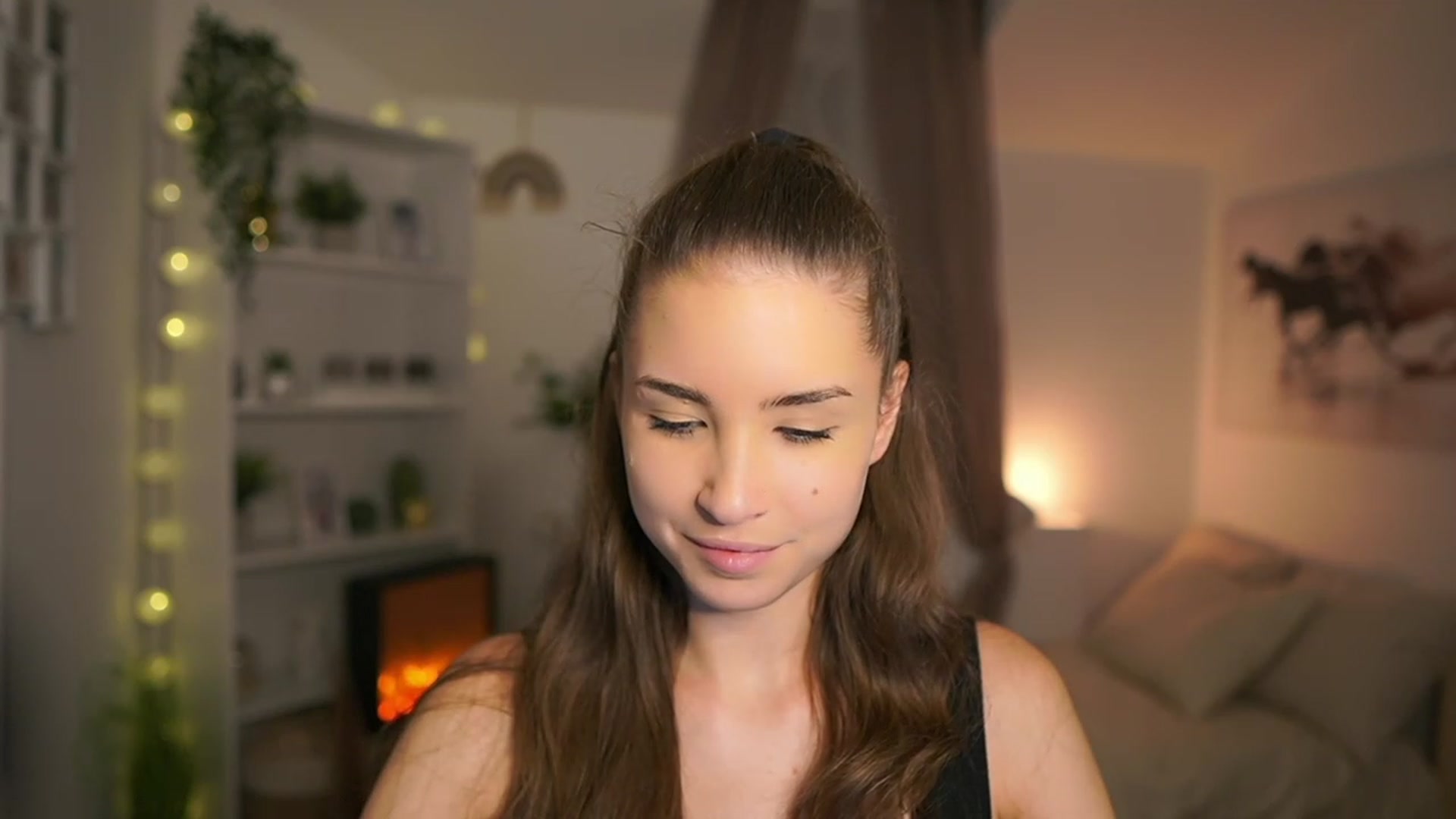 Gallery image thumbnail from Shy_jane's myfreecams stream on, 12/22/2023, 17:48 image 18 of 20
