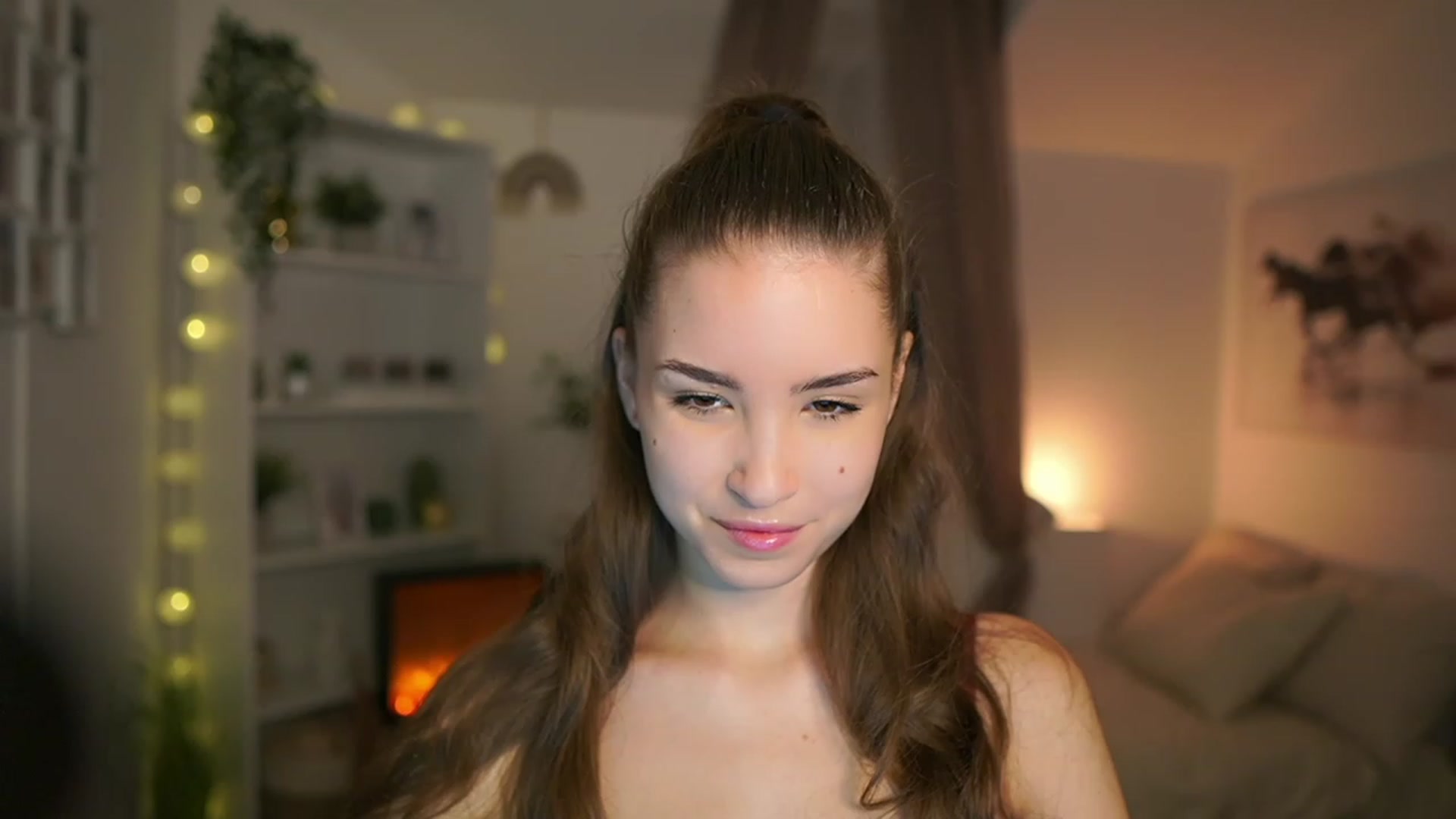 Gallery image thumbnail from Shy_jane's myfreecams stream on, 12/27/2023, 10:24 image 16 of 20