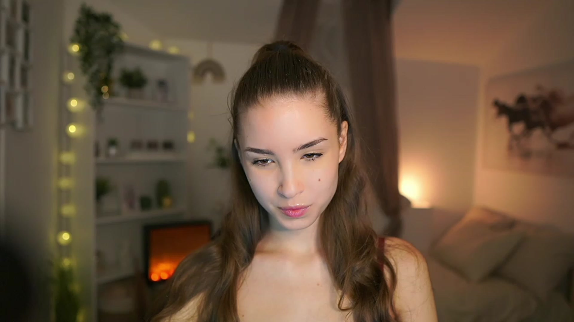 Gallery image thumbnail from Shy_jane's myfreecams stream on, 12/27/2023, 10:24 image 15 of 20