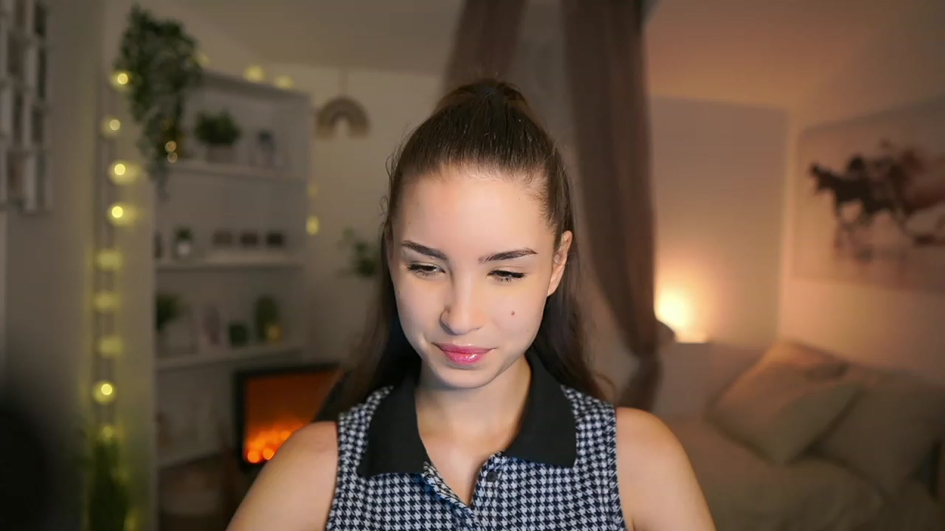 Gallery image thumbnail from Shy_jane's myfreecams stream on, 12/27/2023, 10:24 image 1 of 20