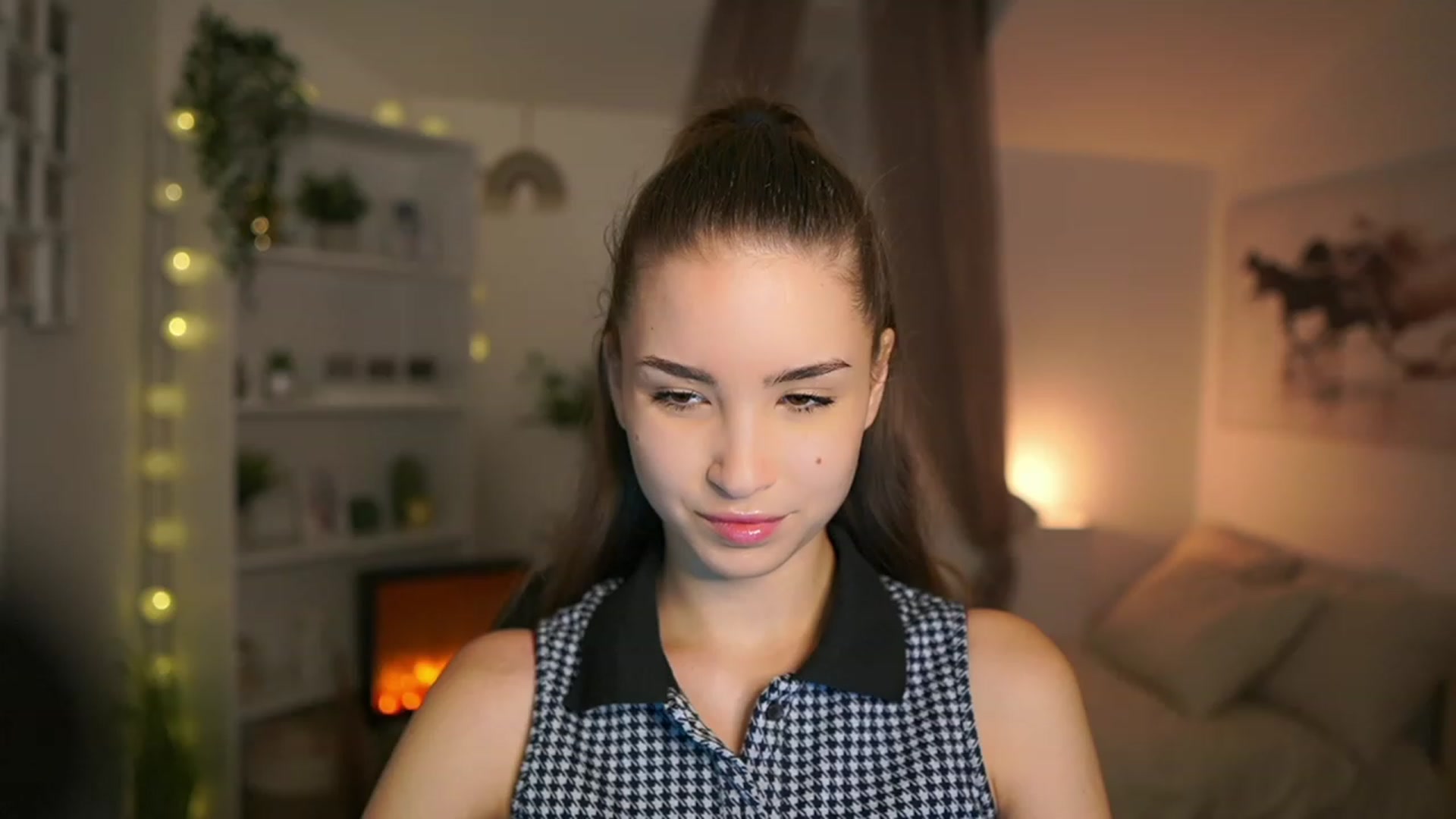 Gallery image thumbnail from Shy_jane's myfreecams stream on, 12/27/2023, 10:24 image 2 of 20