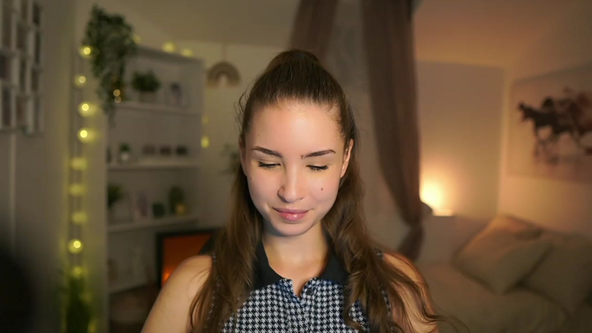 Gallery image thumbnail from Shy_jane's myfreecams stream on, 12/27/2023, 12:26 image 8 of 20