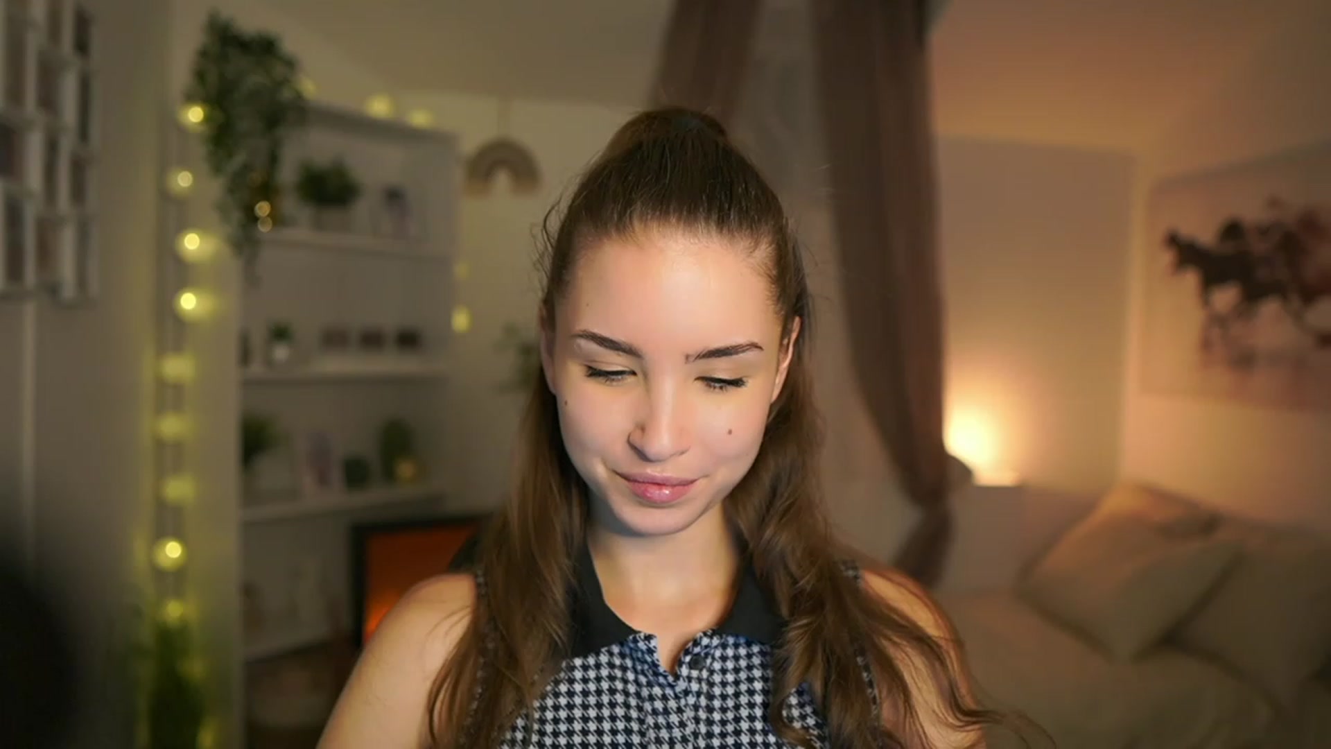 Gallery image thumbnail from Shy_jane's myfreecams stream on, 12/27/2023, 12:26 image 7 of 20