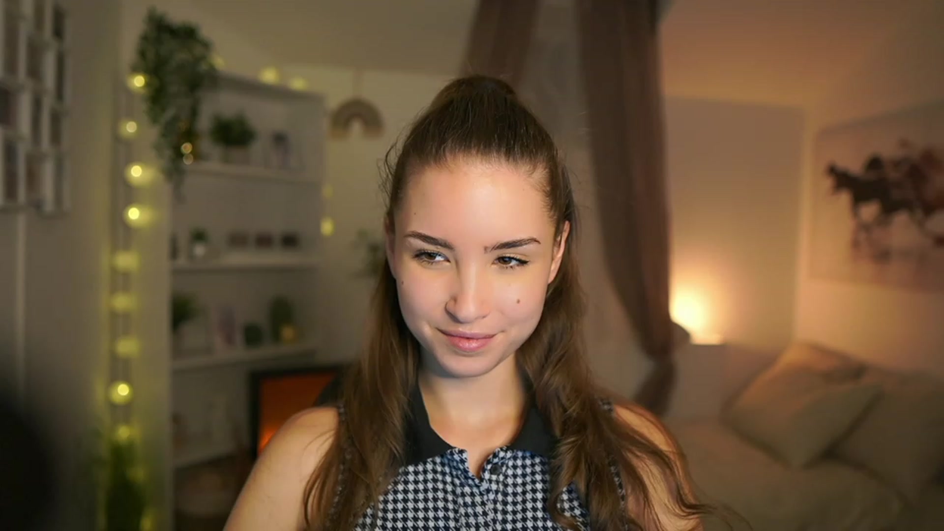 Gallery image thumbnail from Shy_jane's myfreecams stream on, 12/27/2023, 12:26 image 5 of 20