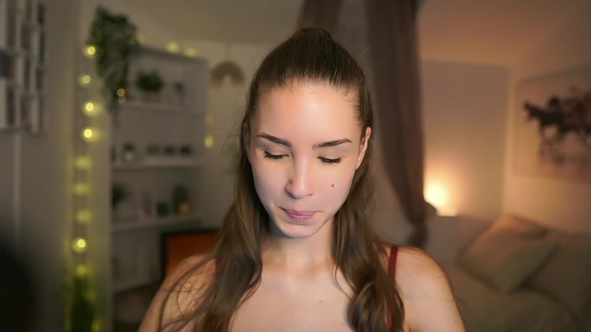 Gallery image thumbnail from Shy_jane's myfreecams stream on, 12/27/2023, 14:13 image 3 of 20