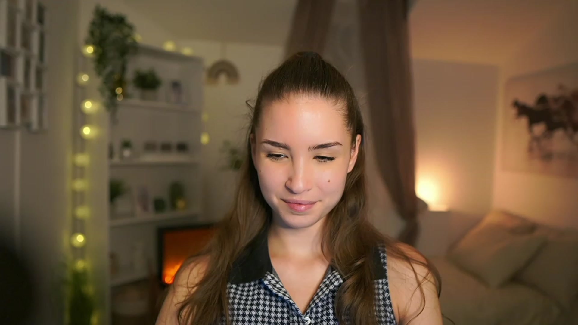 Gallery image thumbnail from Shy_jane's myfreecams stream on, 12/27/2023, 14:49 image 4 of 20