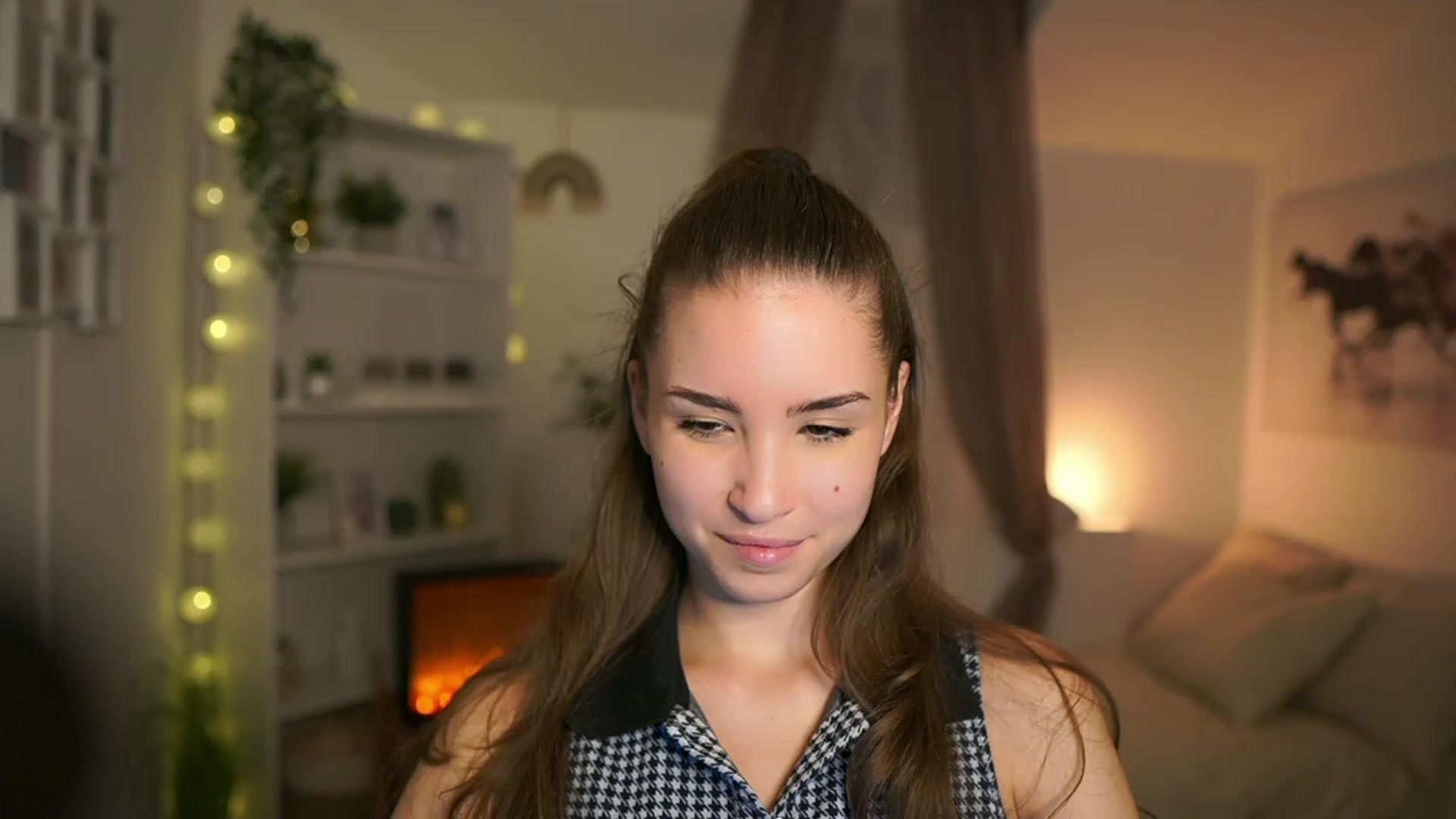 Gallery image thumbnail from Shy_jane's myfreecams stream on, 12/27/2023, 14:49 image 3 of 20
