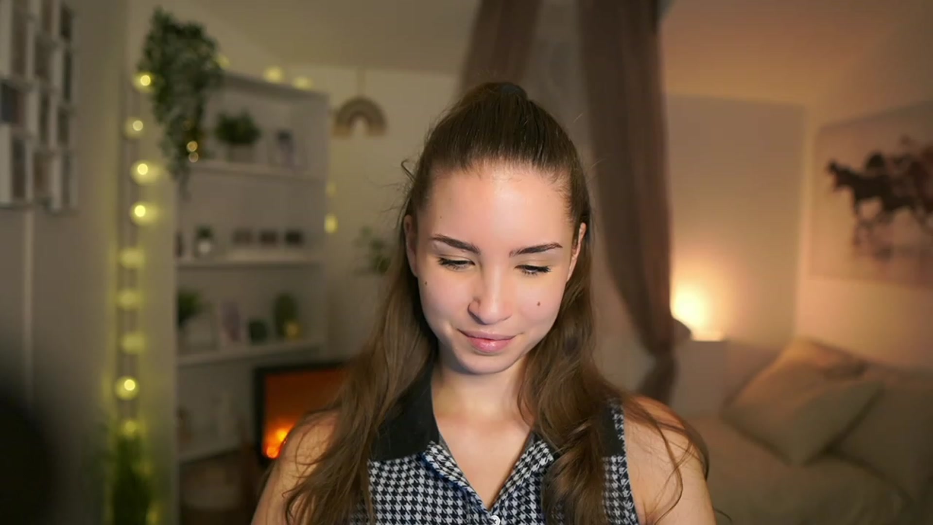Gallery image thumbnail from Shy_jane's myfreecams stream on, 12/27/2023, 14:49 image 6 of 20
