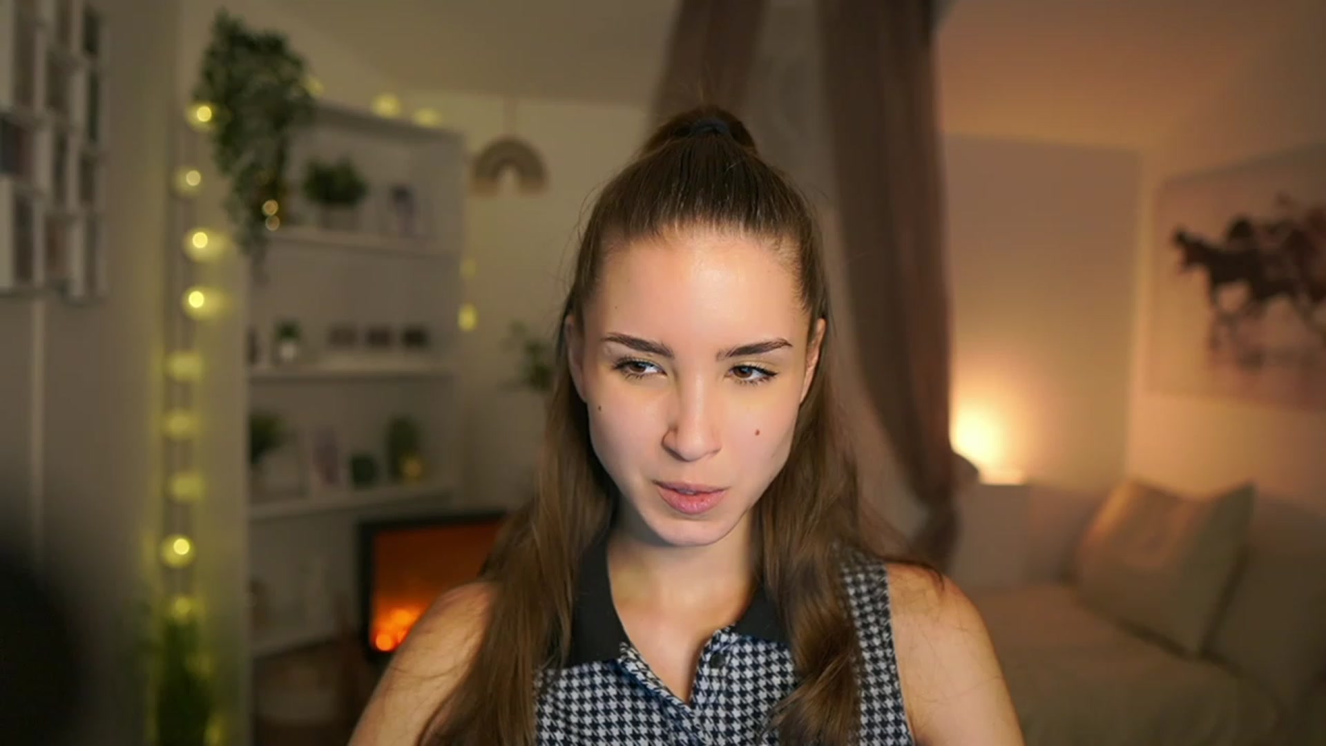 Gallery image thumbnail from Shy_jane's myfreecams stream on, 12/27/2023, 16:31 image 4 of 20