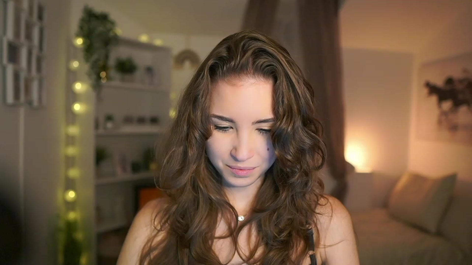 Gallery image thumbnail from Shy_jane's myfreecams stream on, 12/29/2023, 11:58 image 12 of 20