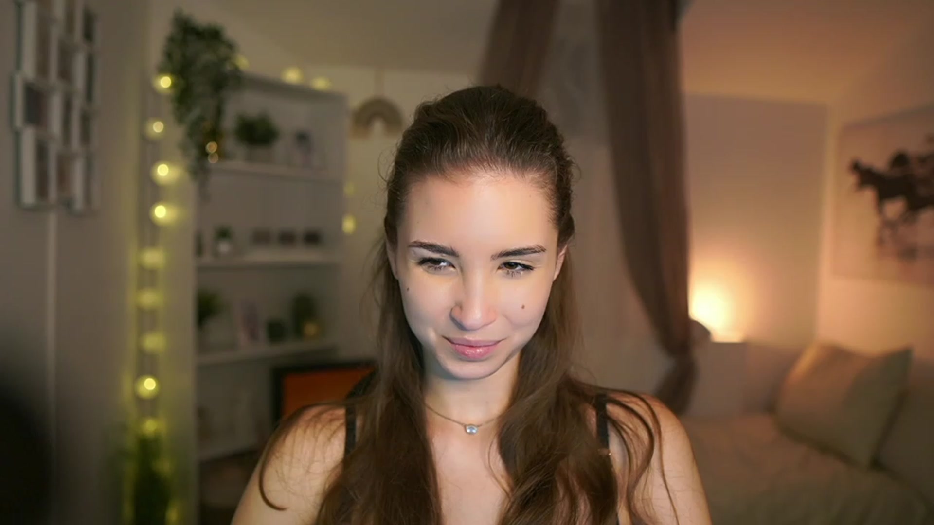 Gallery image thumbnail from Shy_jane's myfreecams stream on, 12/29/2023, 16:38 image 15 of 20