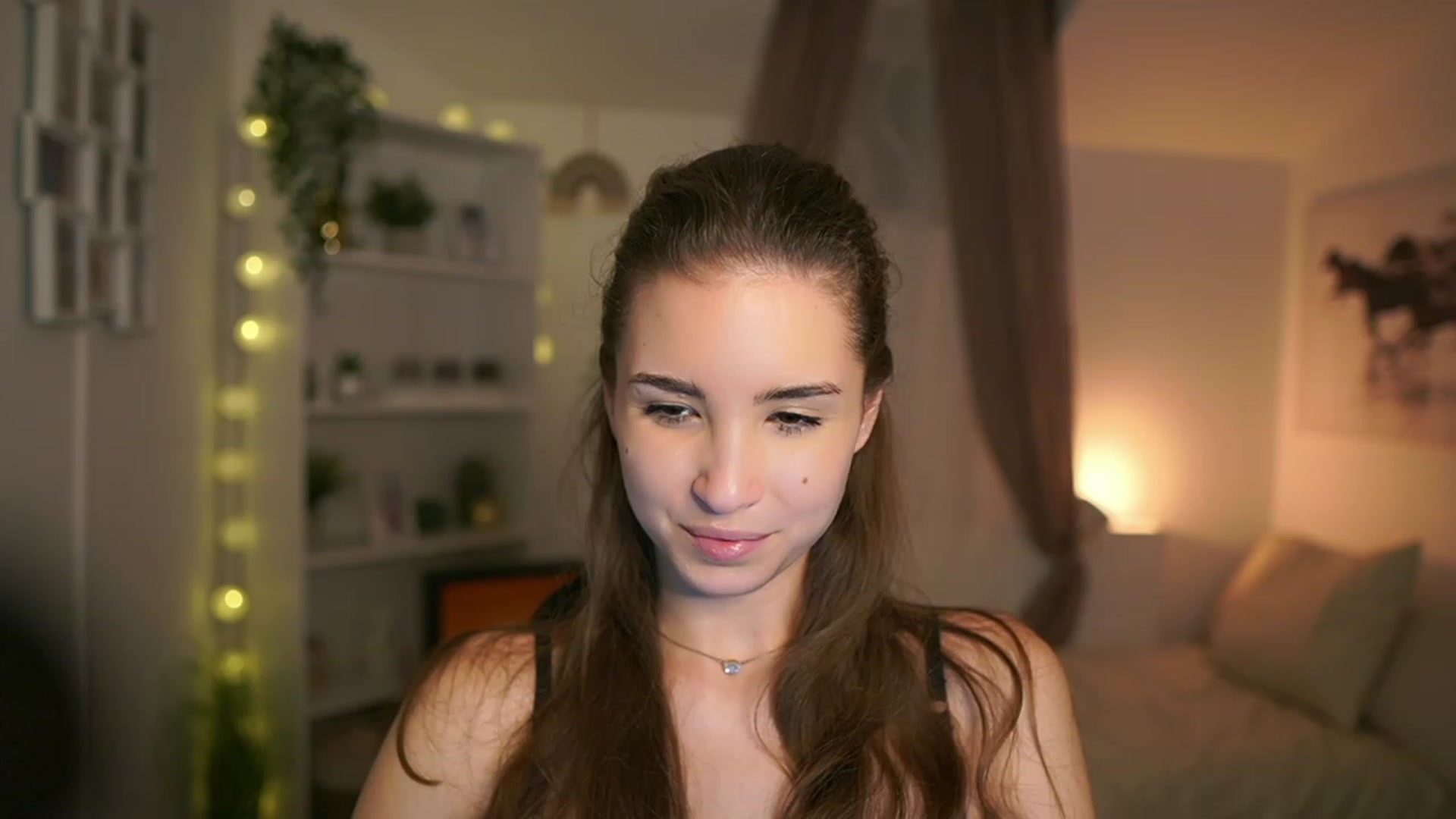 Gallery image thumbnail from Shy_jane's myfreecams stream on, 12/29/2023, 16:38 image 18 of 20