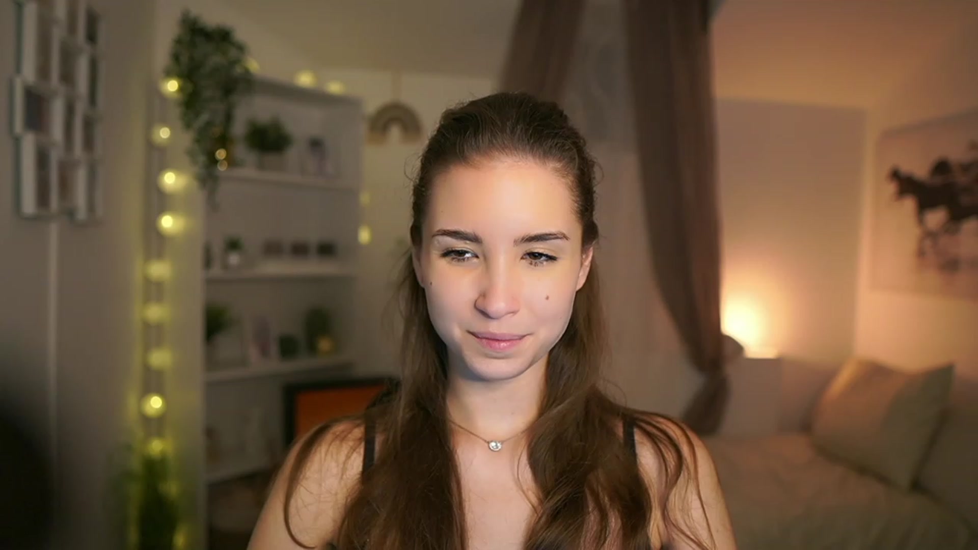 Gallery image thumbnail from Shy_jane's myfreecams stream on, 12/29/2023, 16:38 image 10 of 20