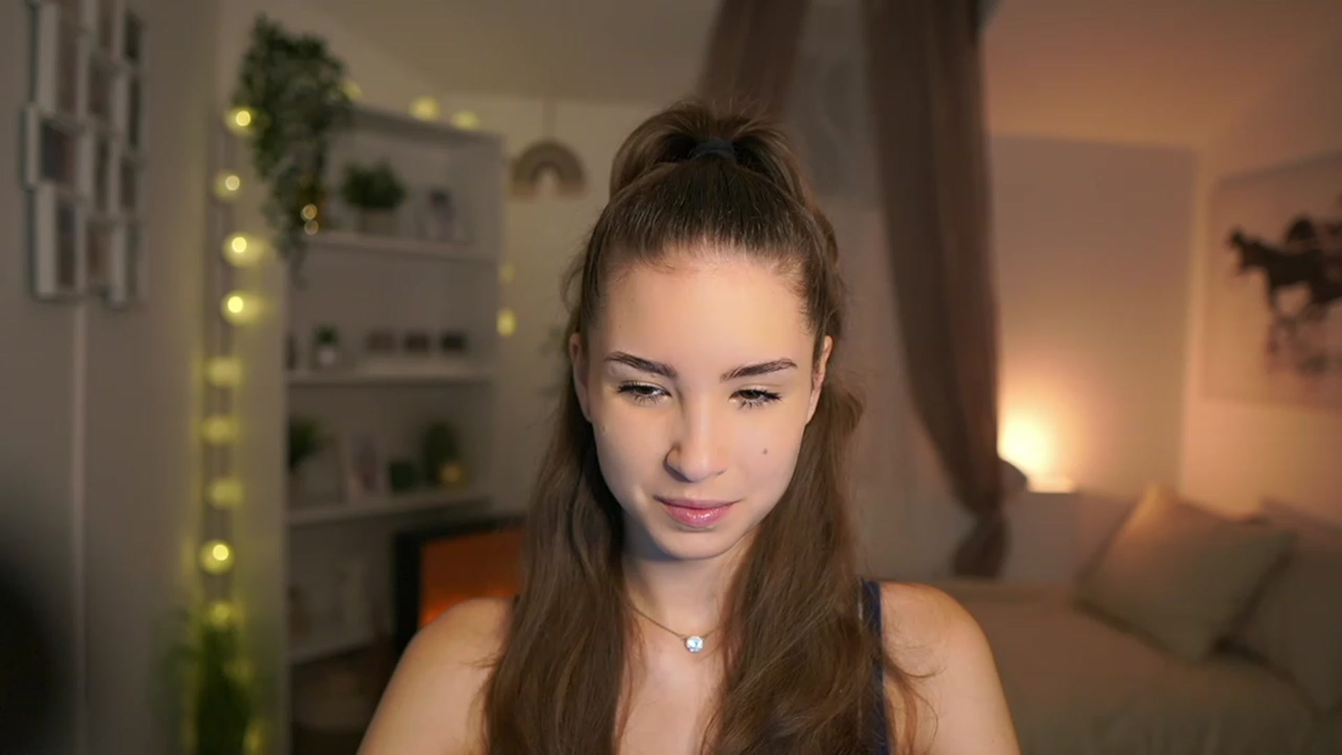Gallery image thumbnail from Shy_jane's myfreecams stream on, 12/30/2023, 07:38 image 14 of 20