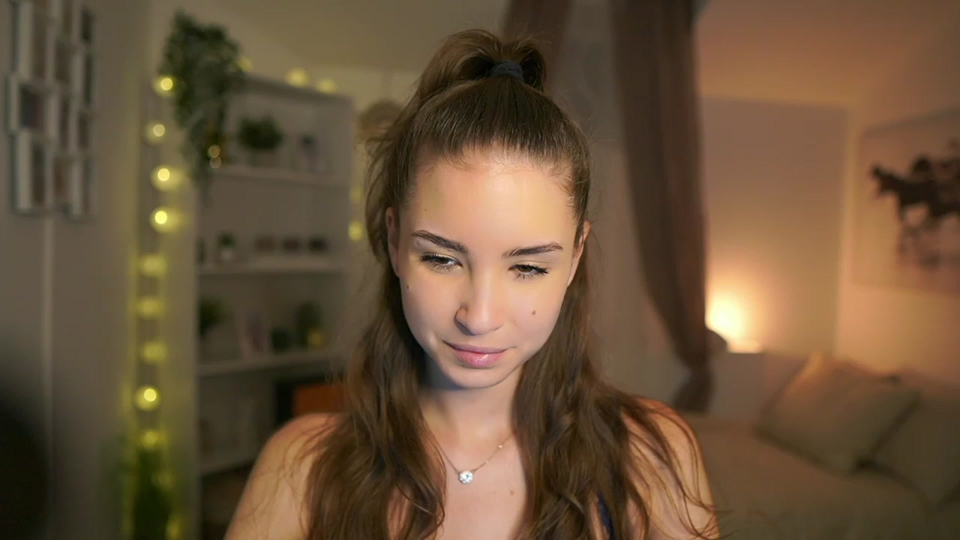 Gallery image thumbnail from Shy_jane's myfreecams stream on, 12/30/2023, 11:41 image 18 of 20