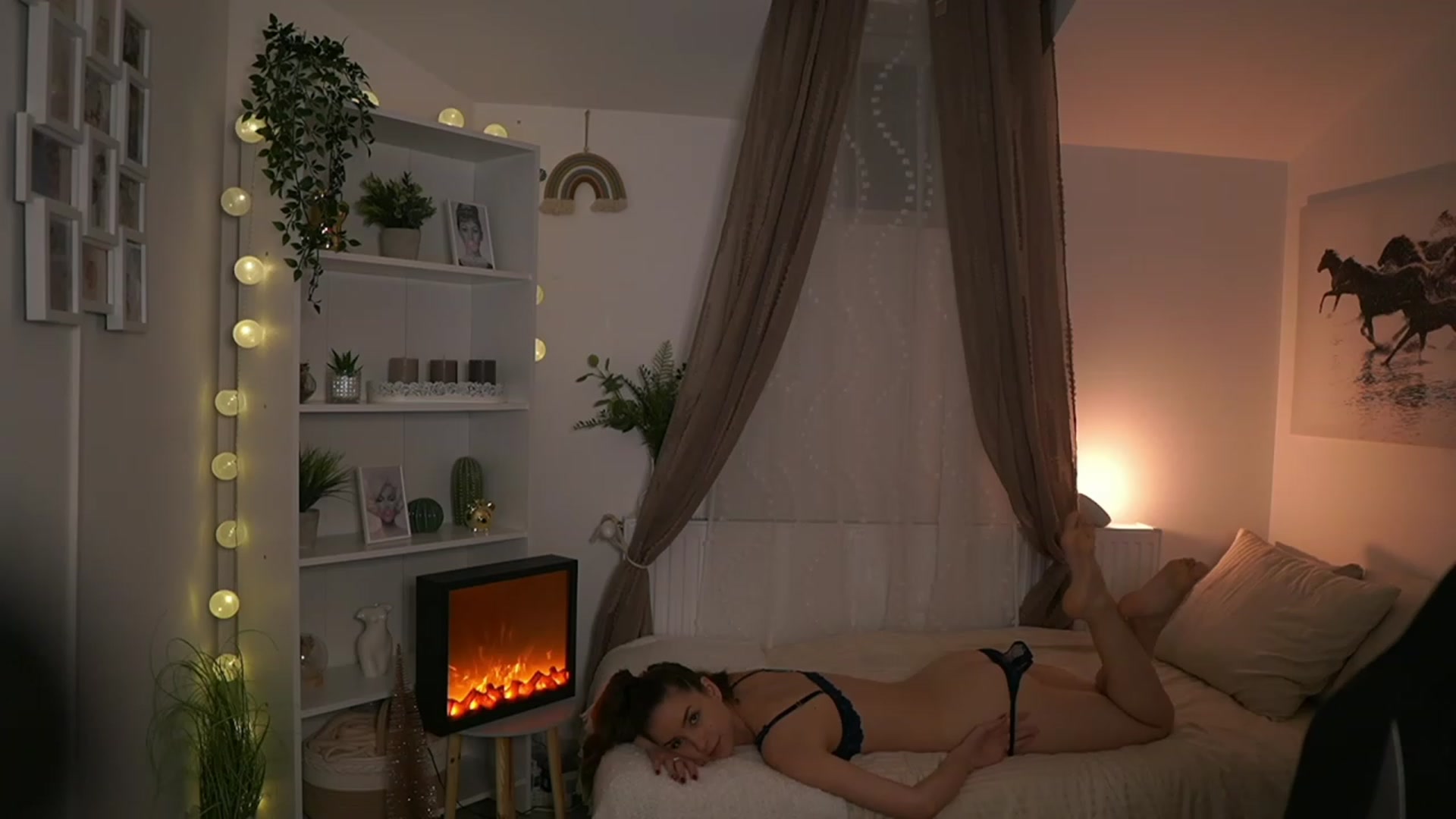 Gallery image thumbnail from Shy_jane's myfreecams stream on, 12/30/2023, 11:41 image 12 of 20