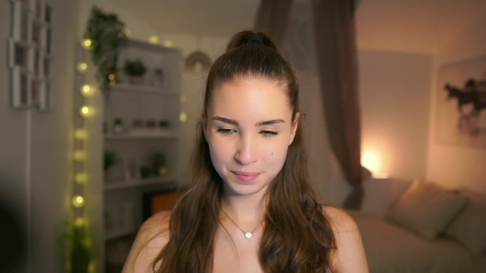 Gallery image thumbnail from Shy_jane's myfreecams stream on, 12/30/2023, 14:35 image 1 of 20