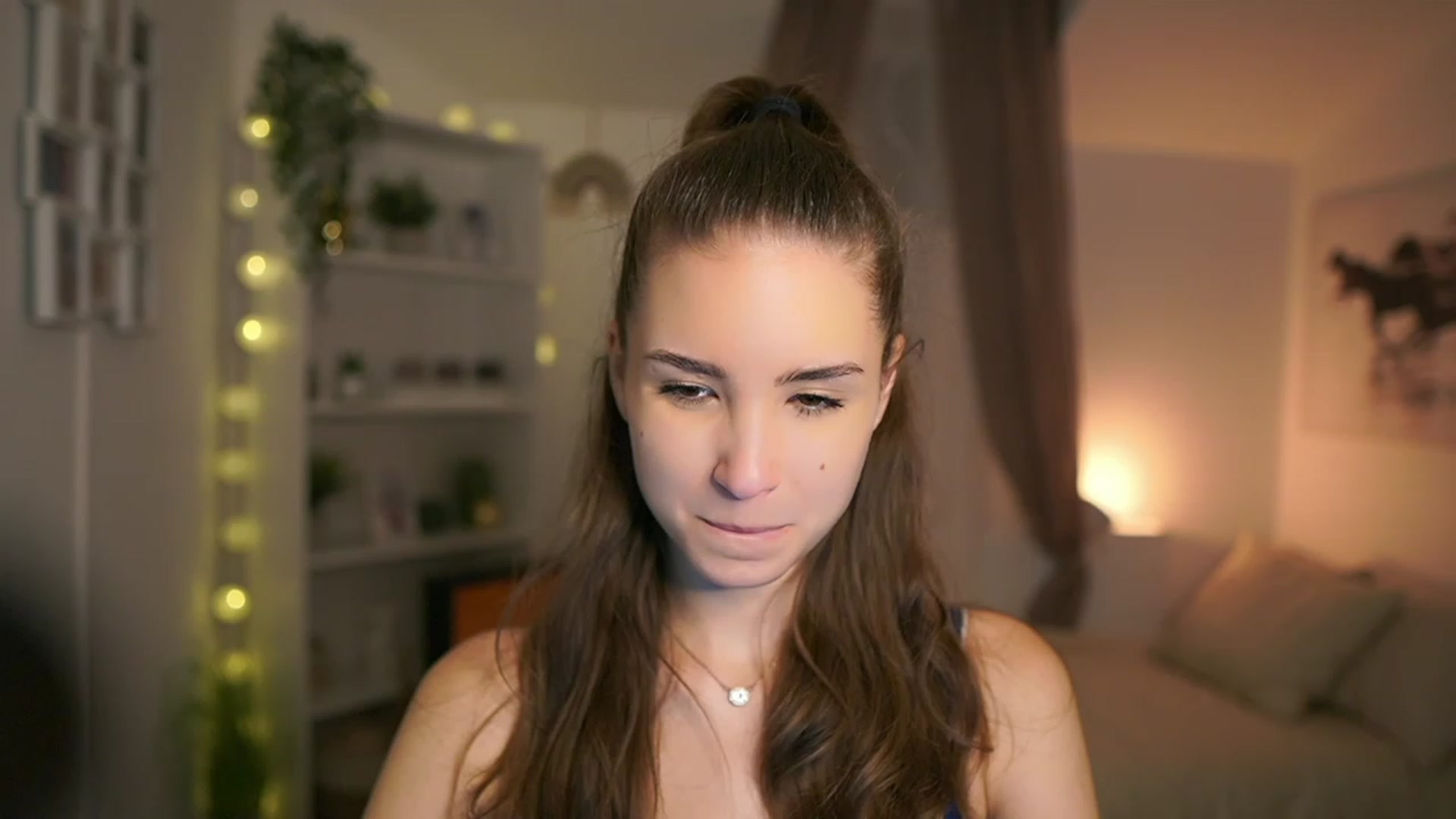 Gallery image thumbnail from Shy_jane's myfreecams stream on, 12/30/2023, 14:35 image 6 of 20