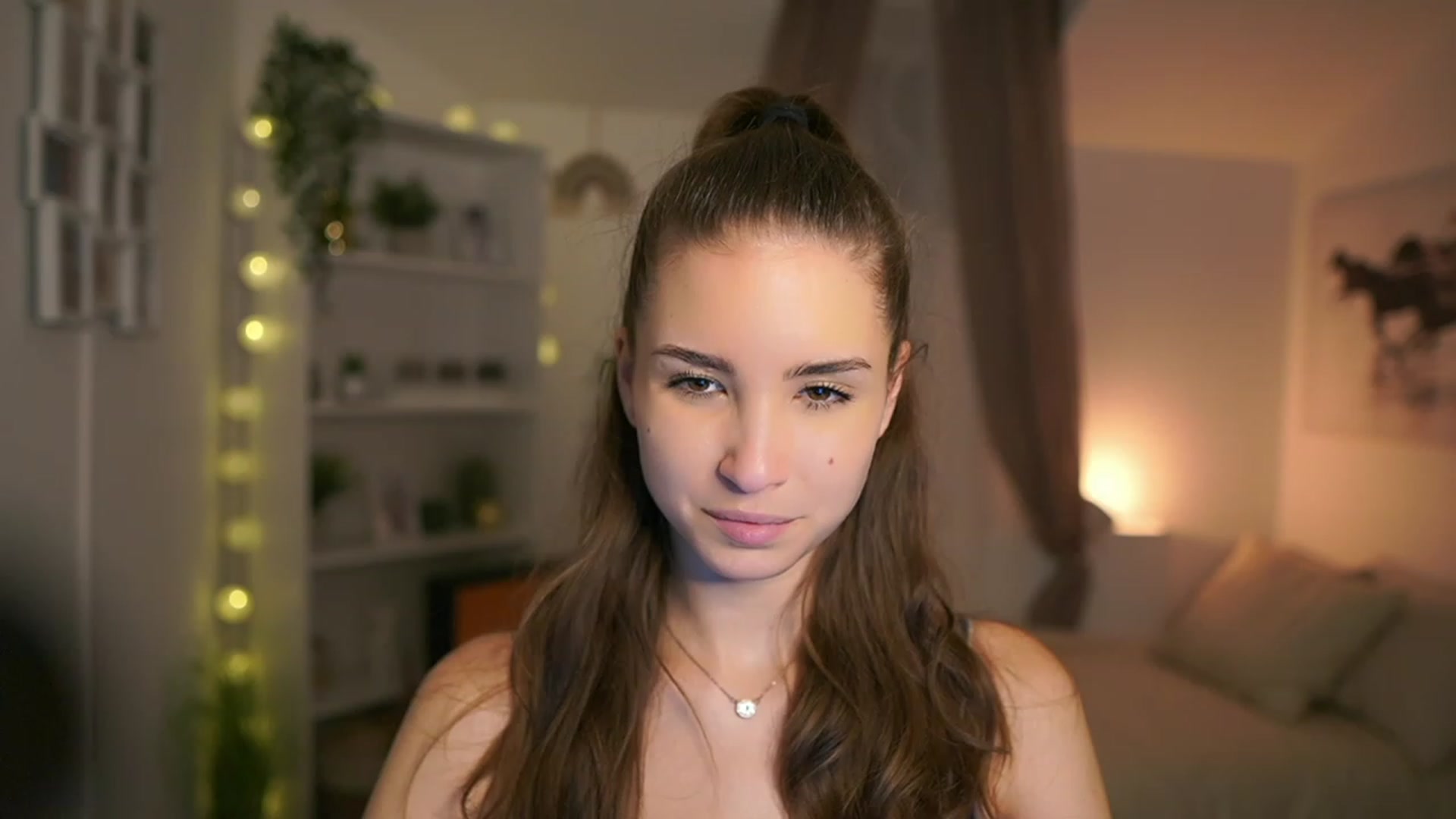 Gallery image thumbnail from Shy_jane's myfreecams stream on, 12/30/2023, 14:35 image 2 of 20
