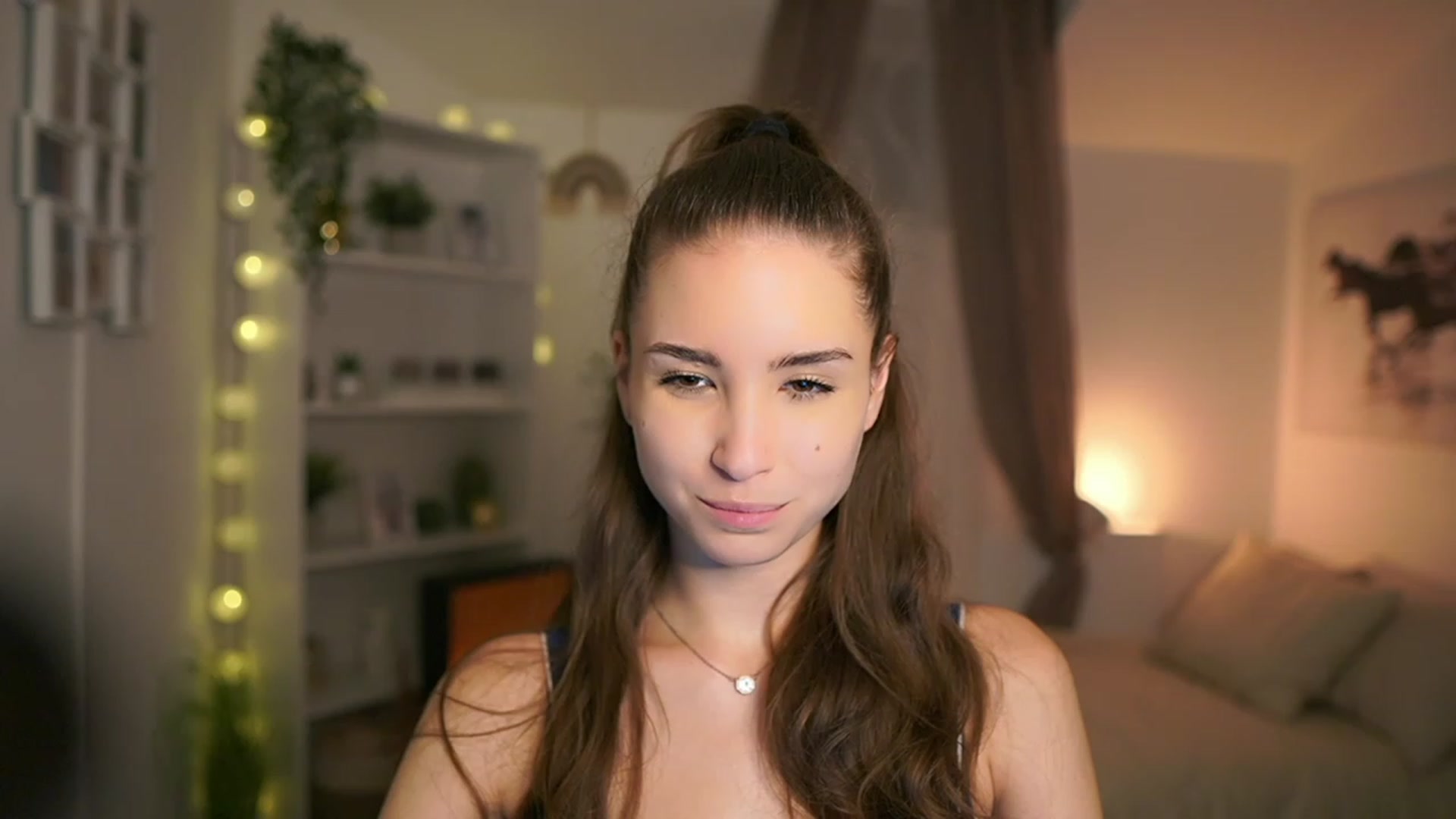 Gallery image thumbnail from Shy_jane's myfreecams stream on, 12/30/2023, 15:15 image 18 of 20
