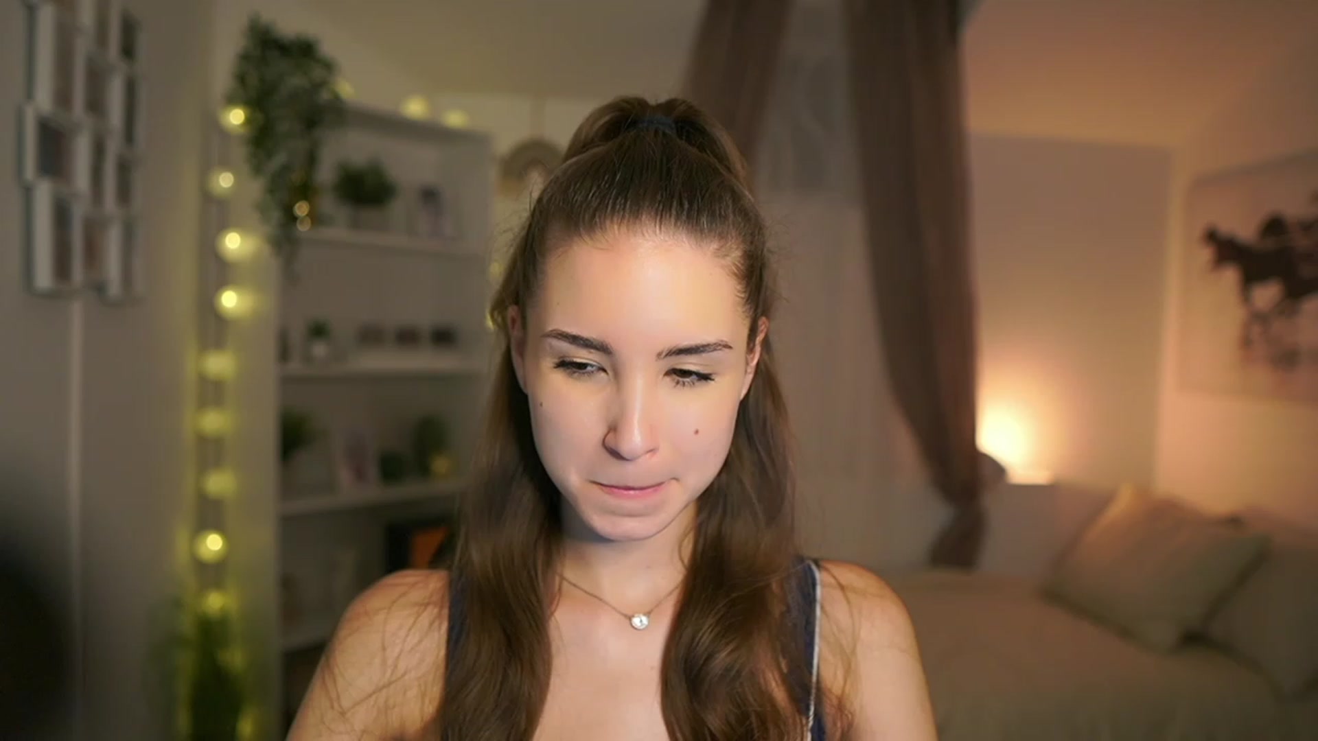 Gallery image thumbnail from Shy_jane's myfreecams stream on, 12/30/2023, 16:56 image 9 of 20