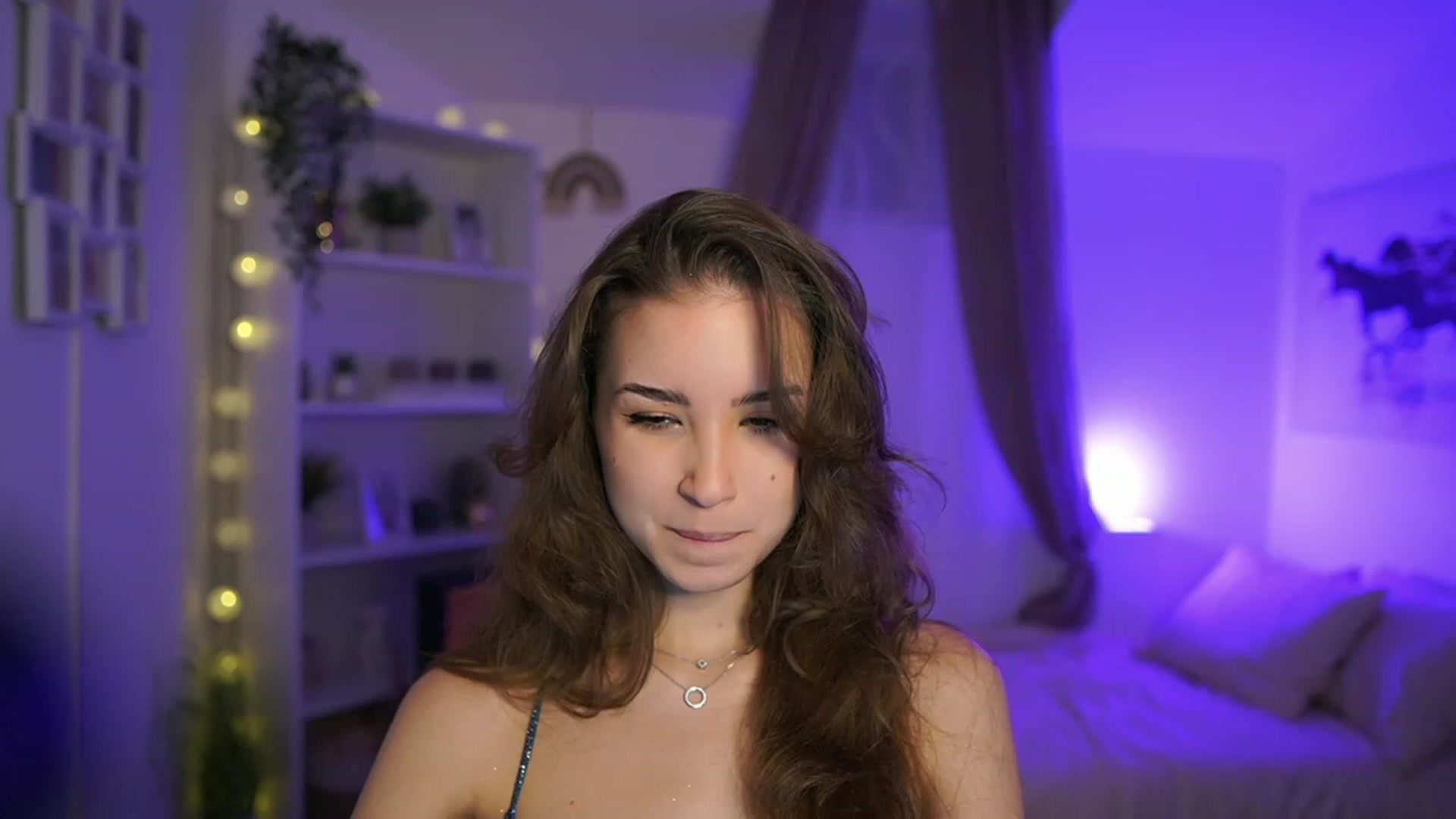 Gallery image thumbnail from Shy_jane's myfreecams stream on, 01/02/2024, 10:14 image 8 of 20
