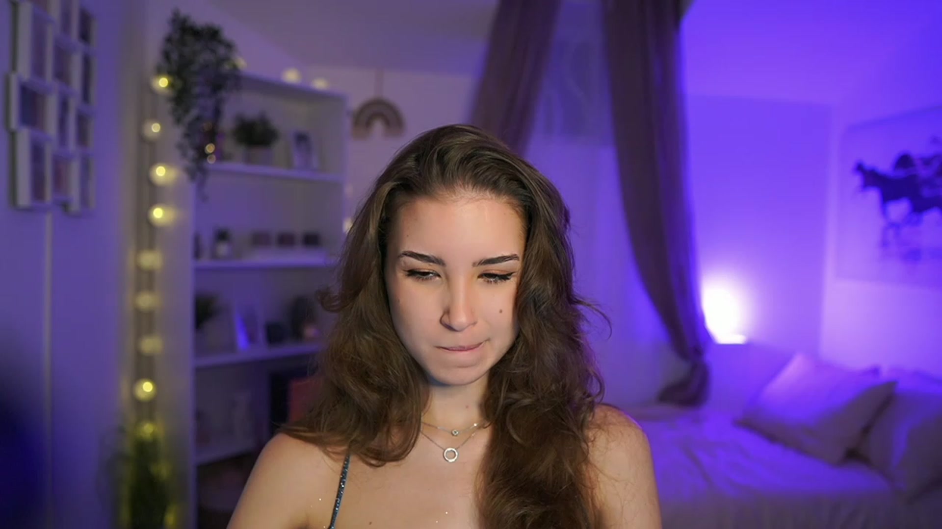 Gallery image thumbnail from Shy_jane's myfreecams stream on, 01/02/2024, 10:14 image 9 of 20