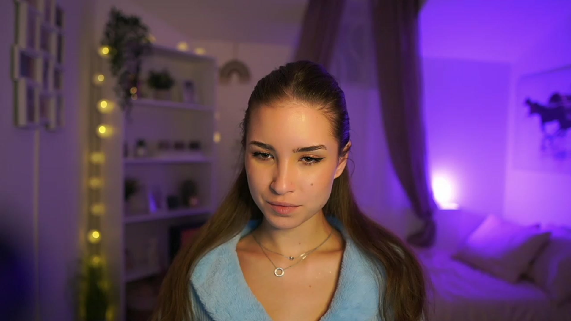 Gallery image thumbnail from Shy_jane's myfreecams stream on, 01/02/2024, 13:00 image 17 of 20