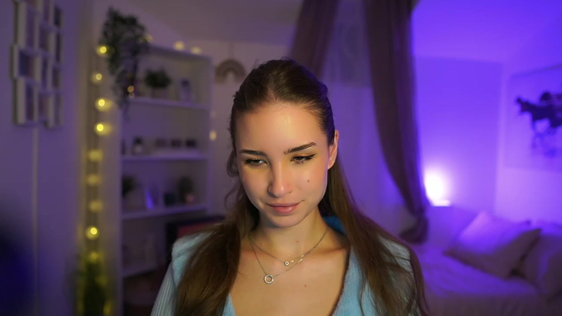 Gallery image thumbnail from Shy_jane's myfreecams stream on, 01/02/2024, 14:22 image 8 of 20