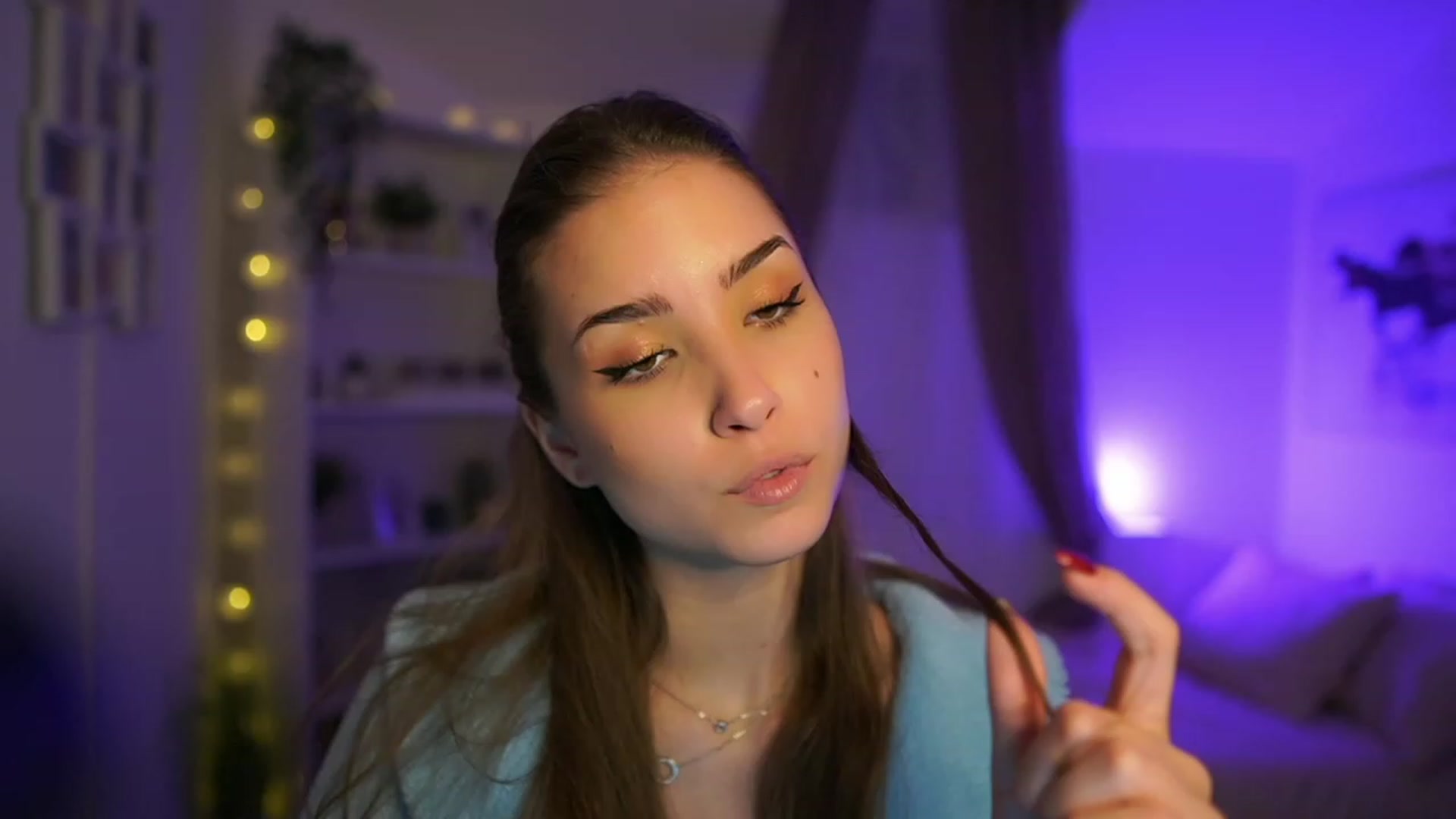 Gallery image thumbnail from Shy_jane's myfreecams stream on, 01/02/2024, 14:22 image 13 of 20
