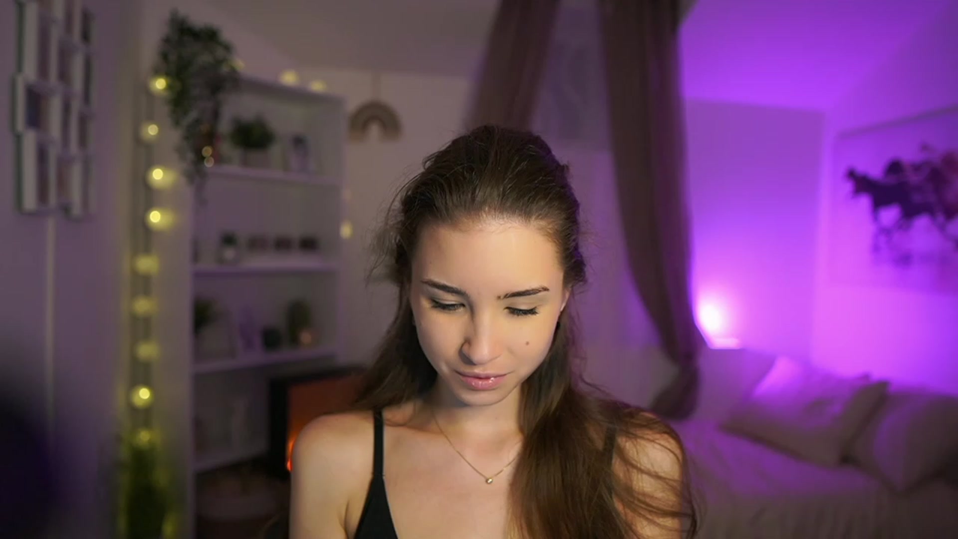 Gallery image thumbnail from Shy_jane's myfreecams stream on, 01/05/2024, 13:39 image 4 of 20