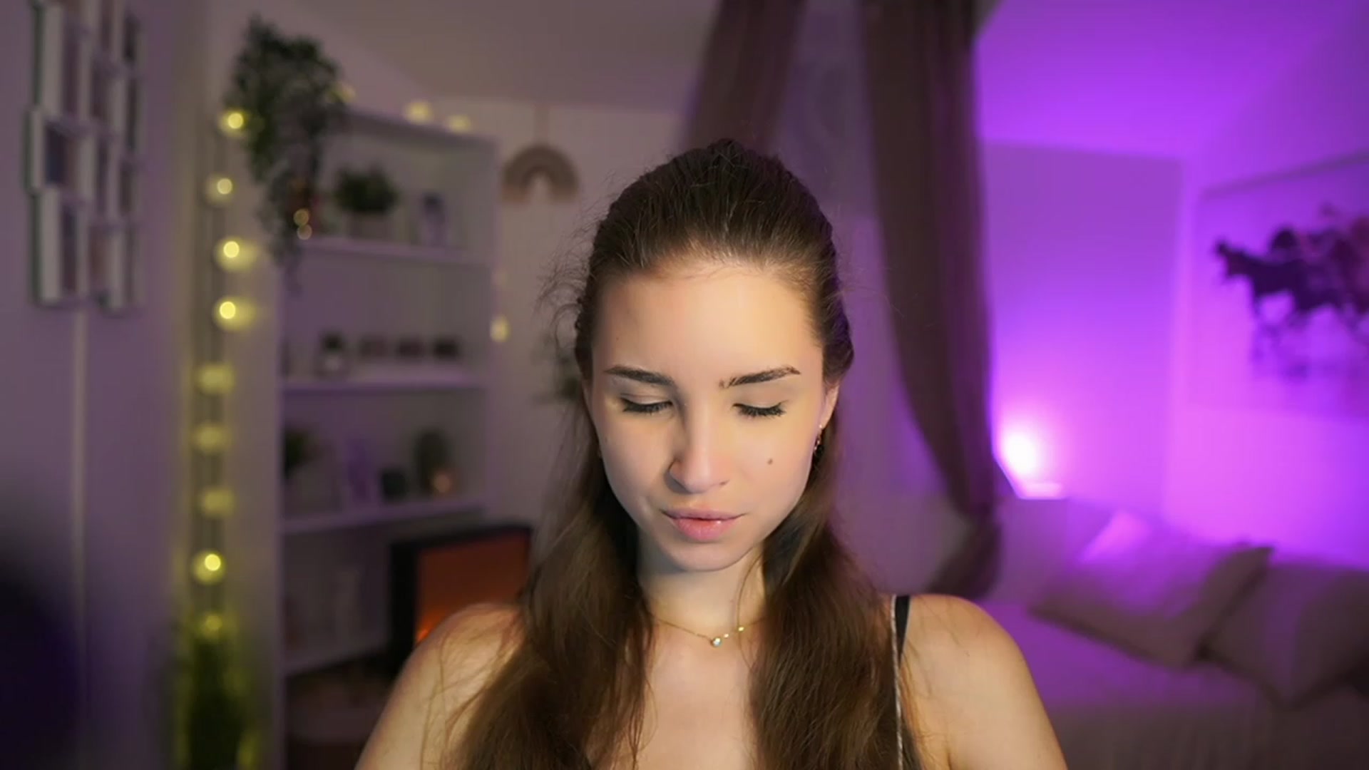 Gallery image thumbnail from Shy_jane's myfreecams stream on, 01/05/2024, 17:26 image 4 of 20