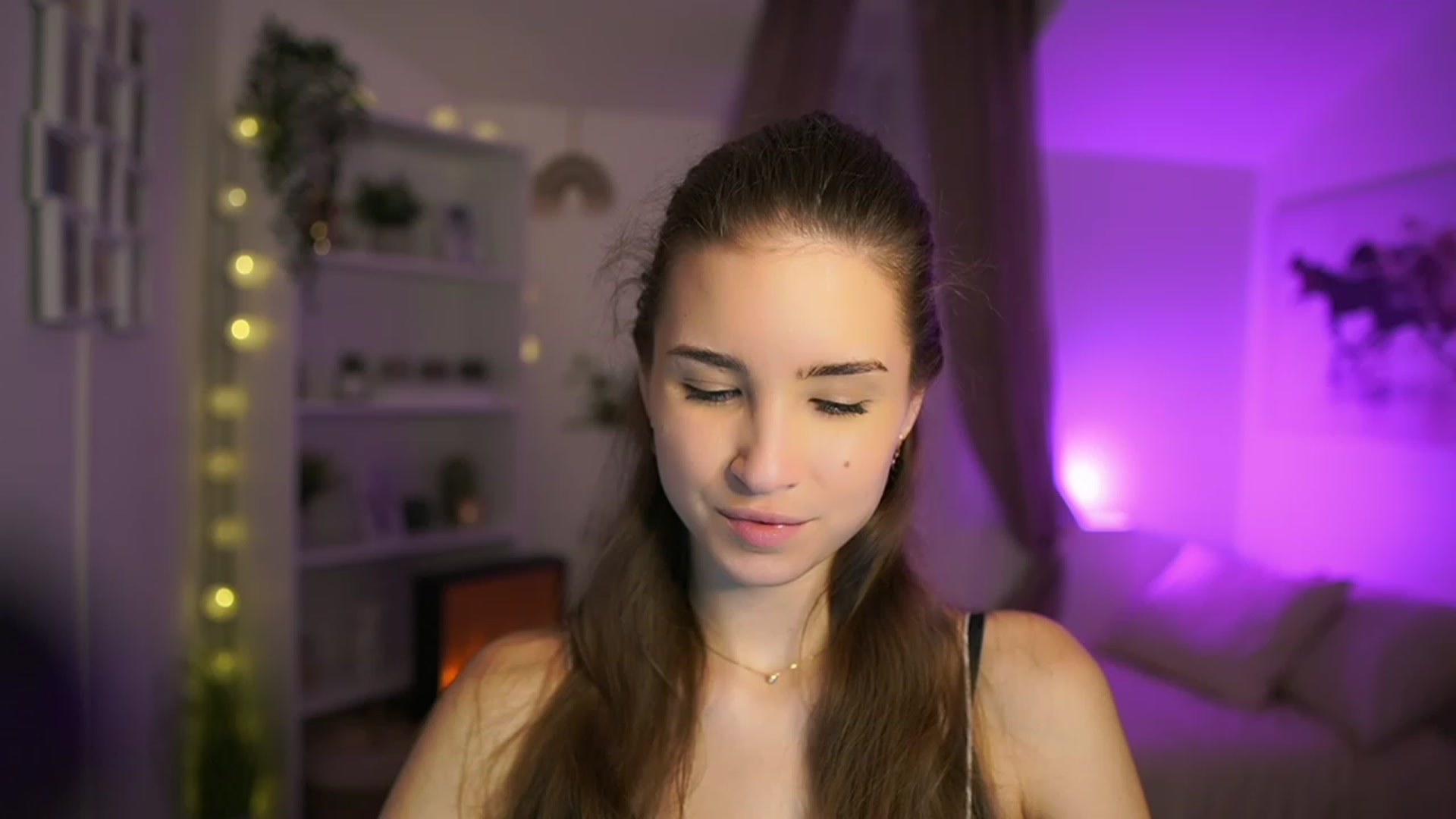 Gallery image thumbnail from Shy_jane's myfreecams stream on, 01/05/2024, 17:26 image 6 of 20