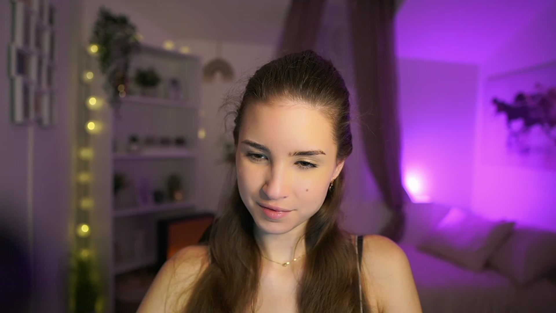 Gallery image thumbnail from Shy_jane's myfreecams stream on, 01/05/2024, 17:26 image 9 of 20