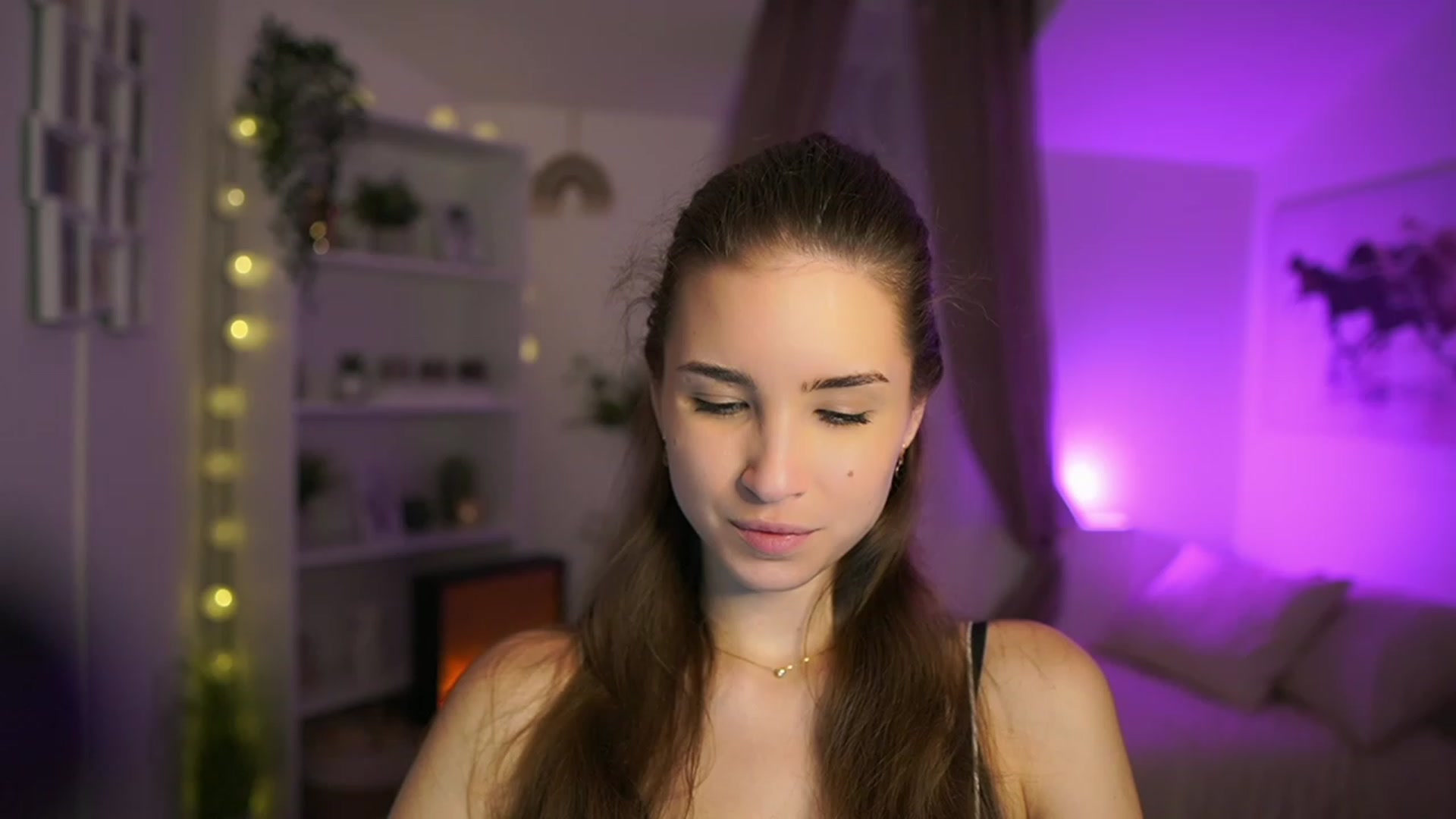 Gallery image thumbnail from Shy_jane's myfreecams stream on, 01/05/2024, 17:26 image 3 of 20