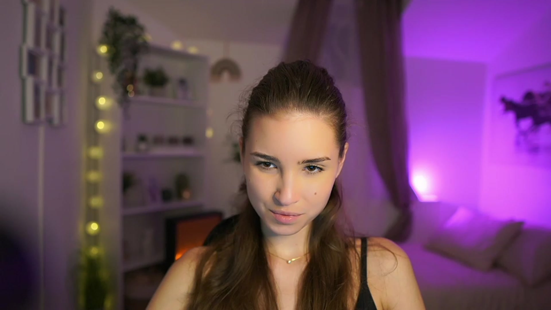 Gallery image thumbnail from Shy_jane's myfreecams stream on, 01/05/2024, 18:47 image 2 of 20