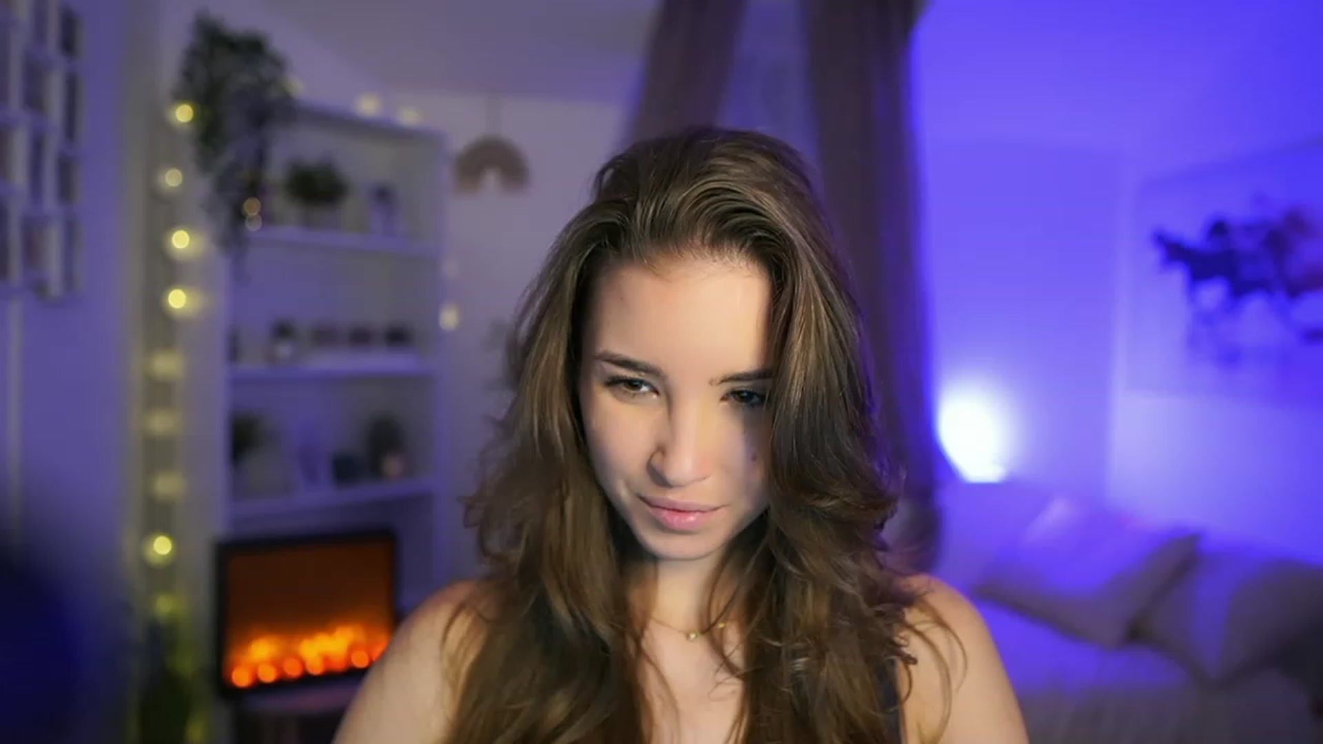 Gallery image thumbnail from Shy_jane's myfreecams stream on, 01/07/2024, 18:20 image 6 of 20