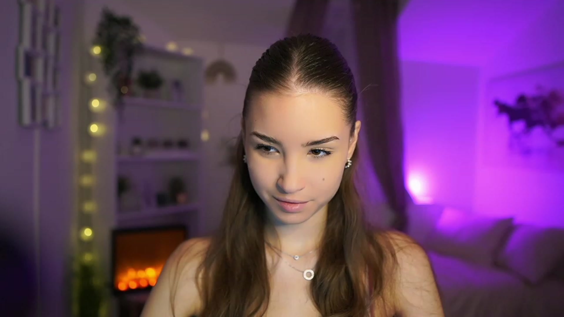 Gallery image thumbnail from Shy_jane's myfreecams stream on, 01/10/2024, 10:20 image 5 of 20