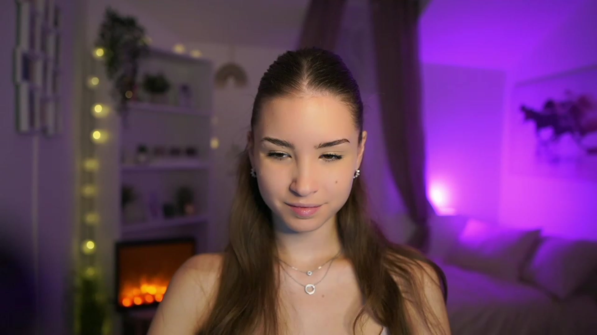 Gallery image thumbnail from Shy_jane's myfreecams stream on, 01/10/2024, 10:20 image 15 of 20